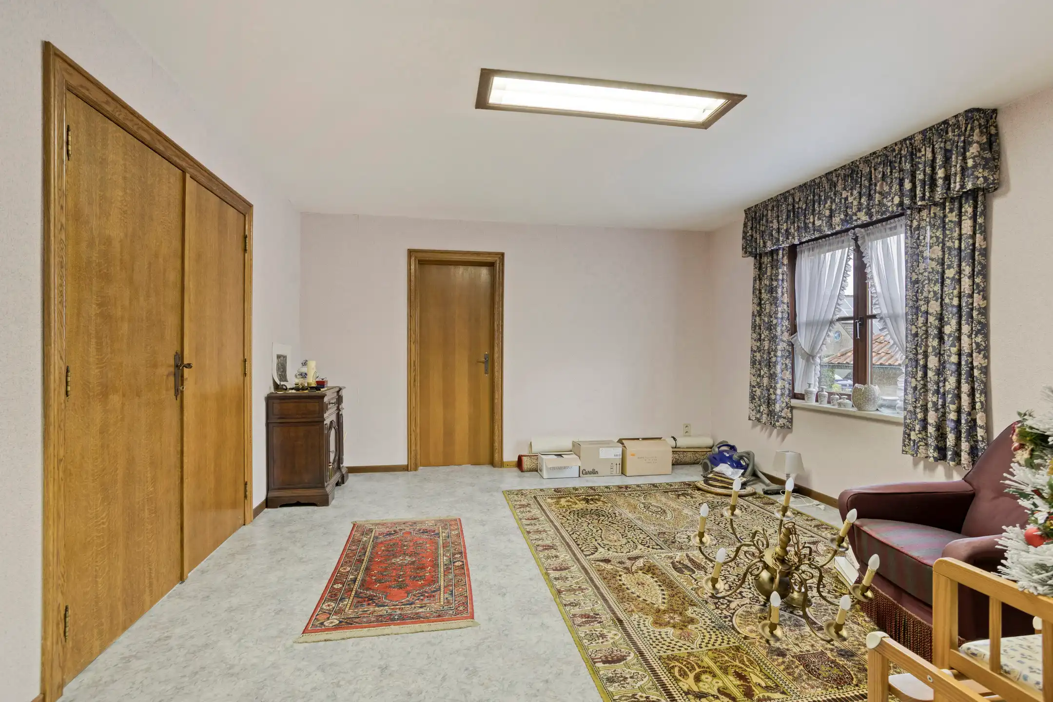 Ruime open bebouwing met 6 slaapkamers foto 25