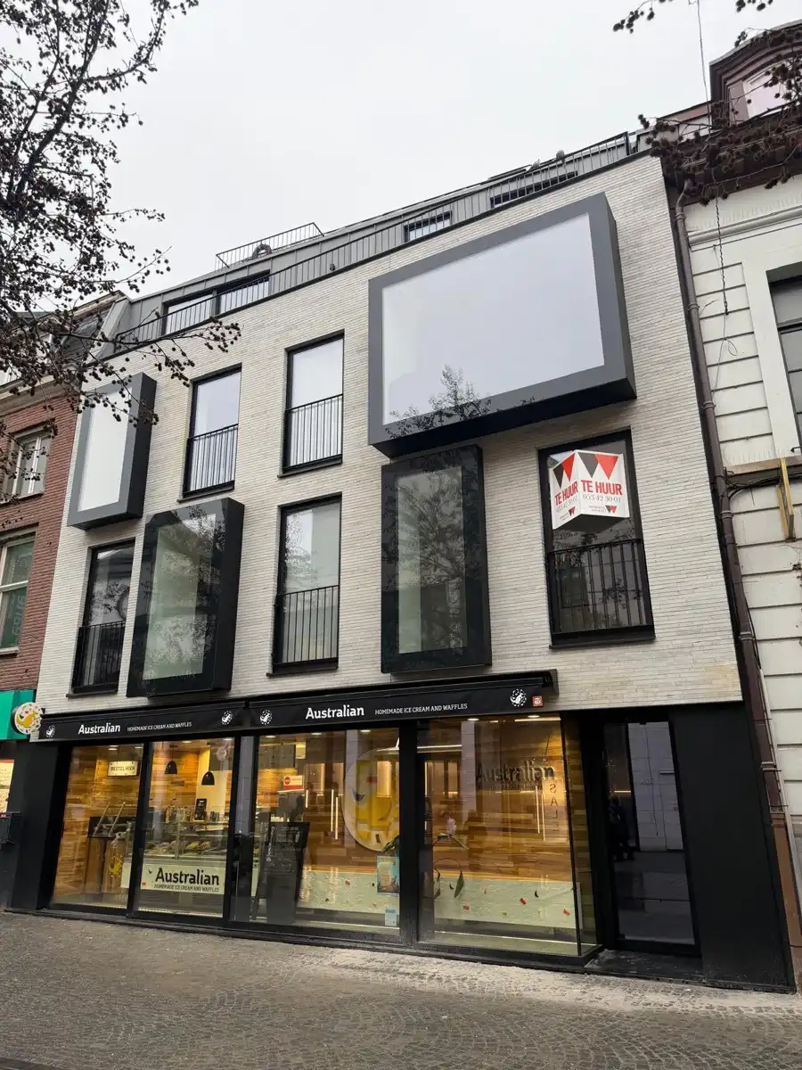 Uniek nieuwbouwappartement met zuidgerichte tuin  foto 2