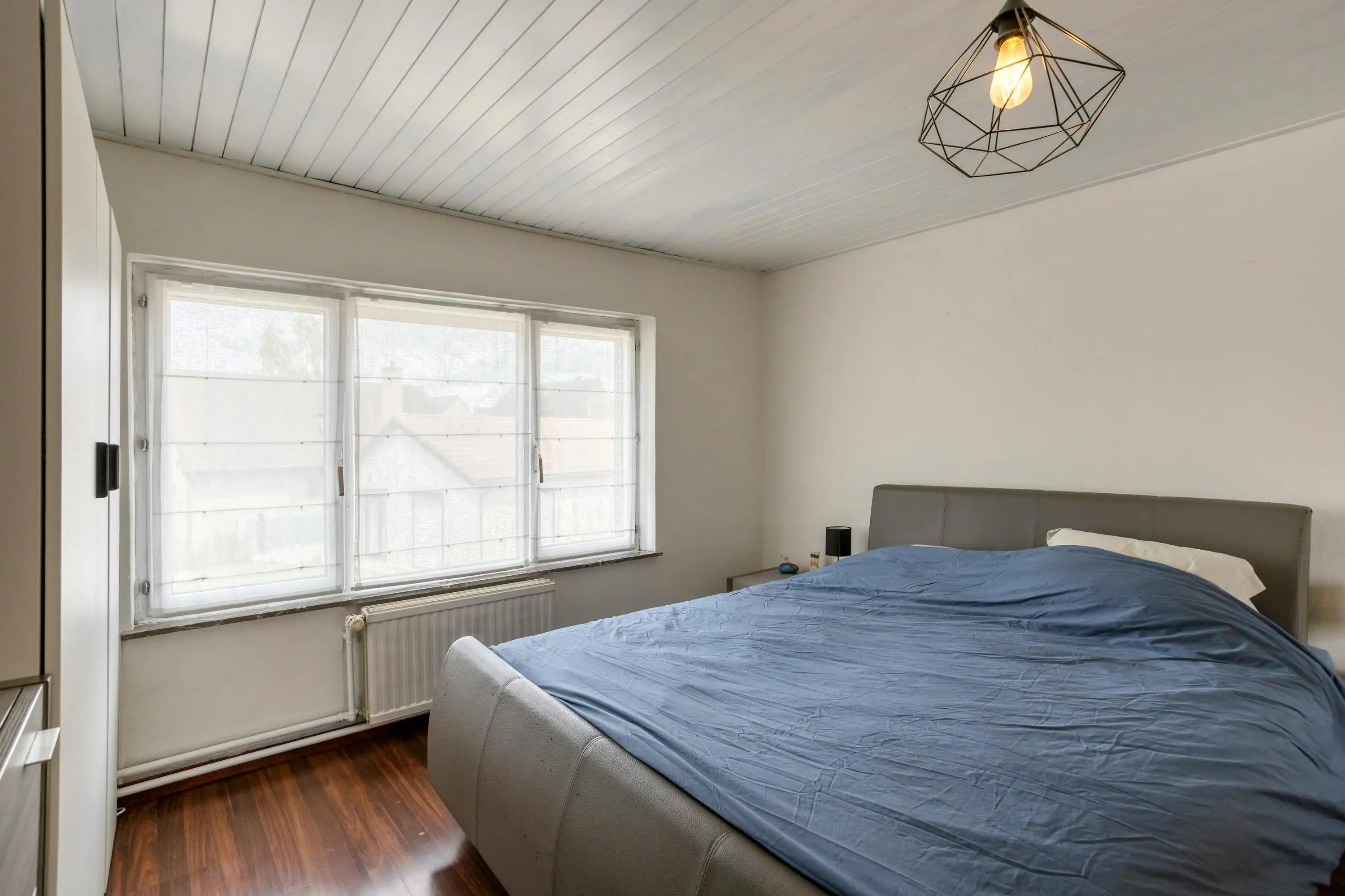 Ruim 3-gevel huis te koop in Roosdaal foto 10