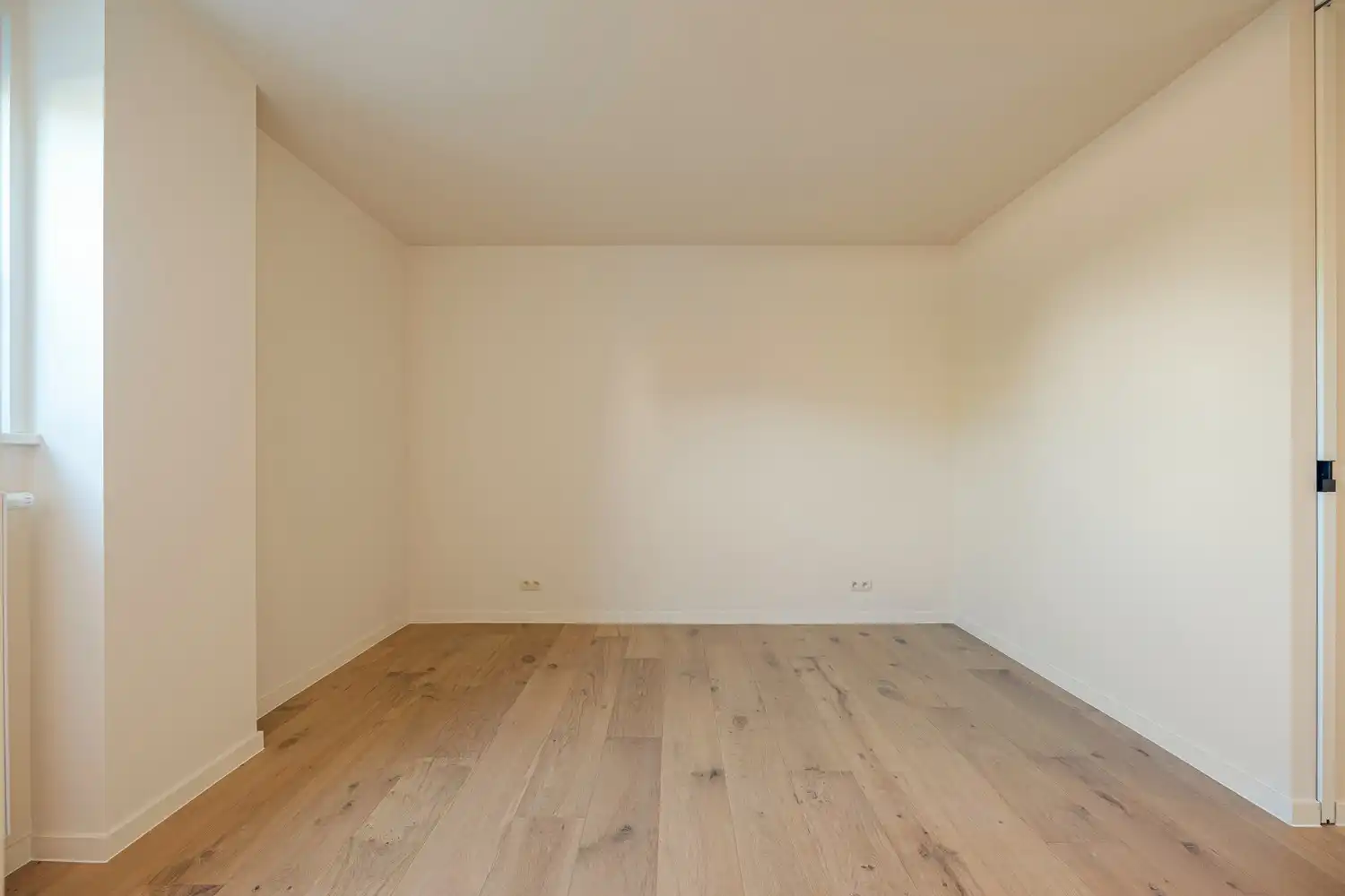Compleet gerenoveerd appartement van 206 m² met 3 slaapkamers en 2 badkamers, gelegen aan de stadsrand van Hasselt foto 13