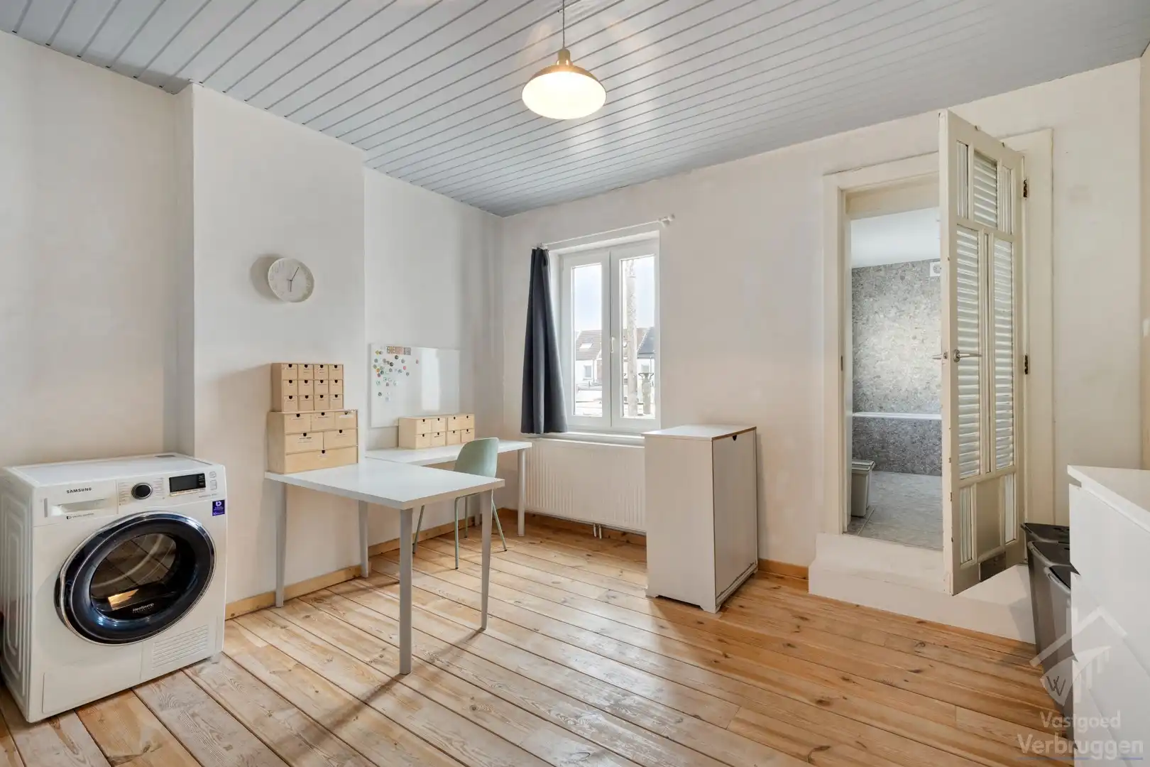 Toffe instapklare rijwoning met gezellig terras in centrum Aalst foto 10