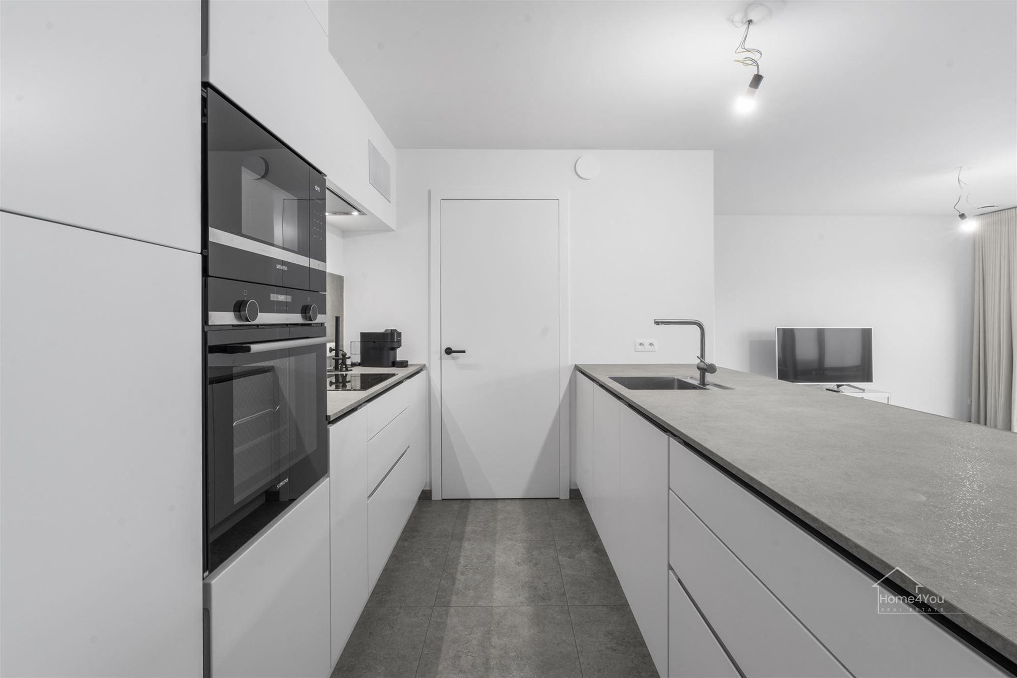 Zeer ruim 3 slaapkamer appartement (2023)  foto 7