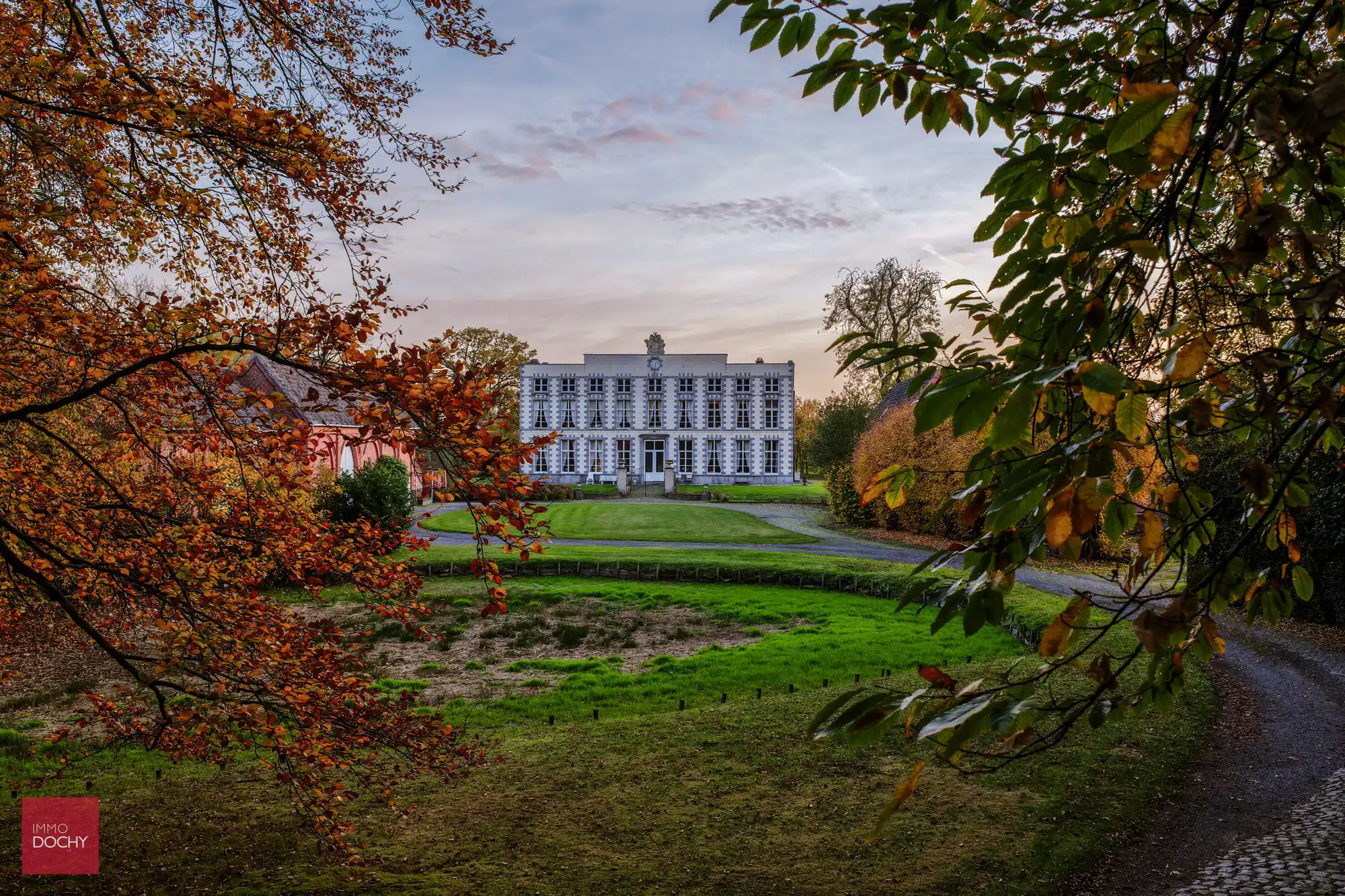 Hoofdfoto van de publicatie: Omwald kasteeldomein op ca. 4,4ha