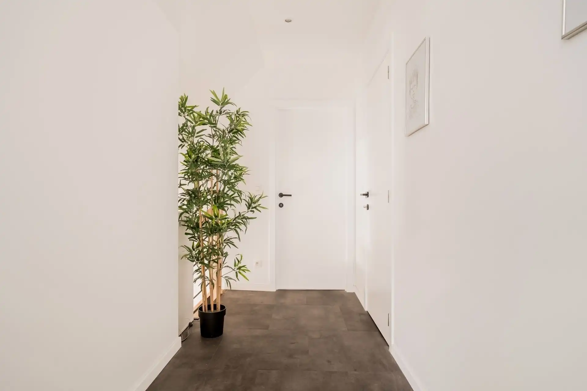 RUIM DAKAPP. MET 5 SLPKS, TERRAS EN GARAGEBOX (+ € 29.000) foto 17