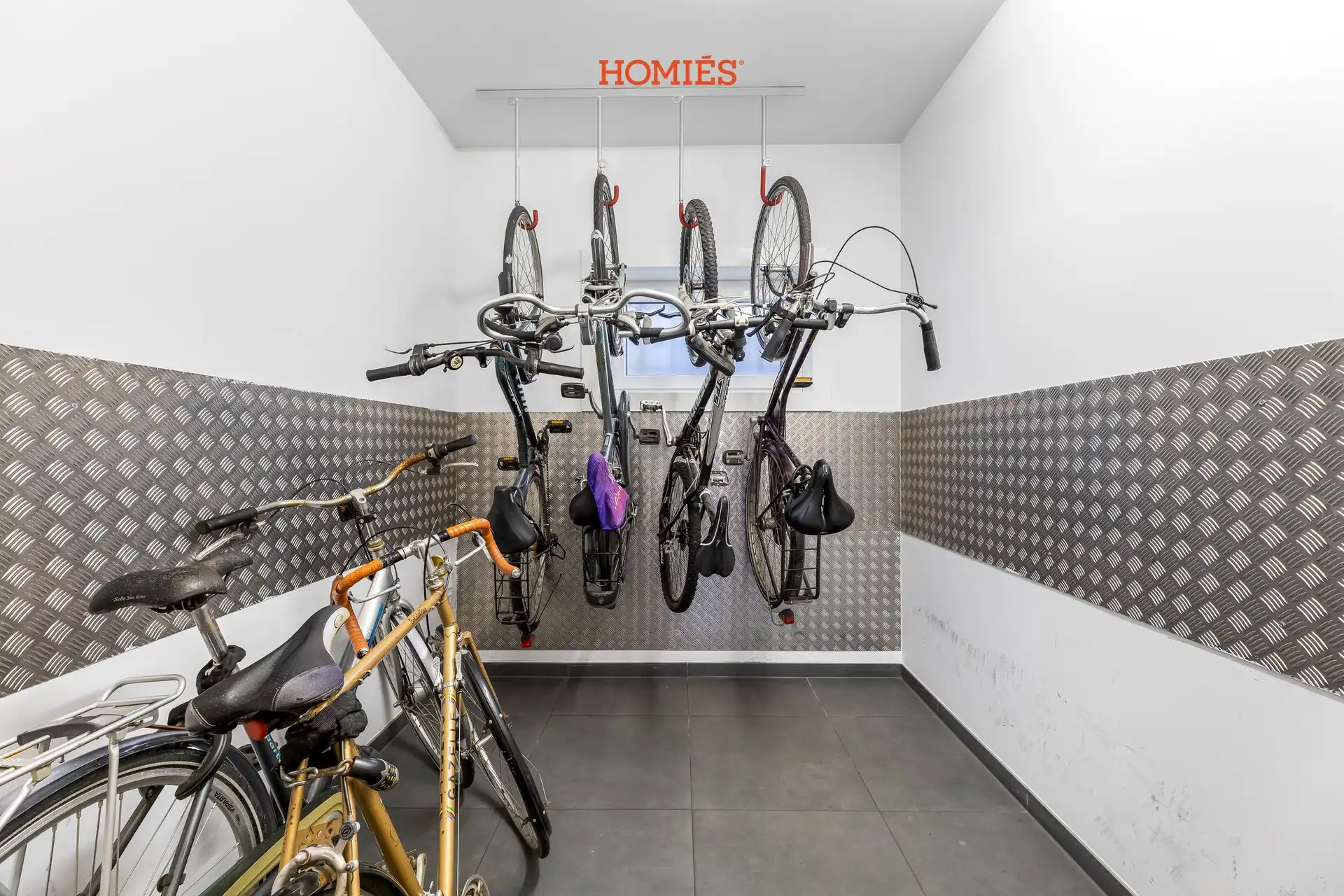 Studentengebouw met 9 kamers eigen sanitair foto 12