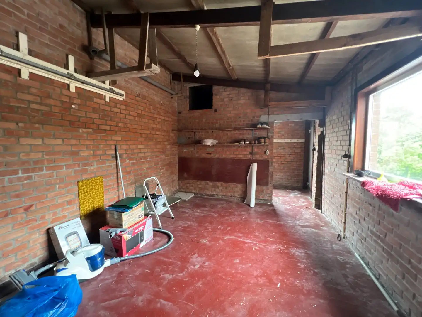 Halfopen bebouwing met 3 slaapkamers en garage te Vlamertinge foto 12