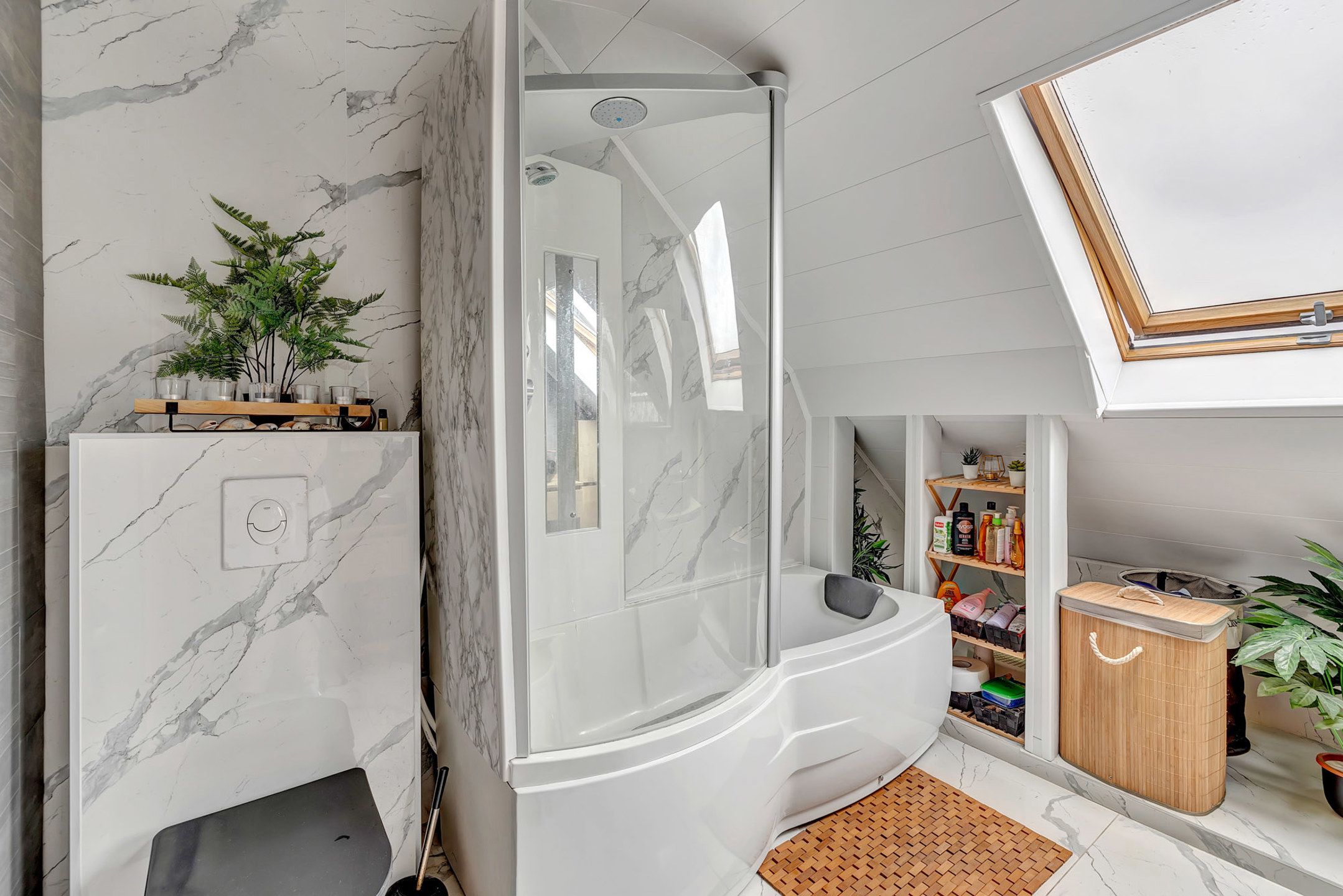 Instapklare villa met 6 slpk en uitstekende mobiliteitsscore foto 22