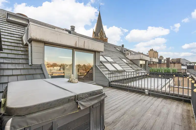 Klassevol duplex-appartement met gemeenschappelijk zwembad foto 15