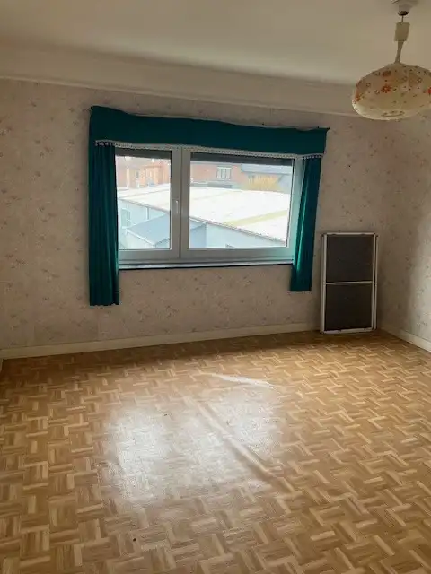 Charmante vrijstaande woning met karakter op een toplocatie in Neeroeteren foto 5