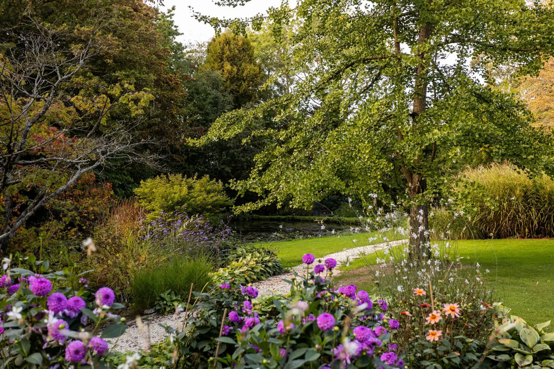 Authentieke herenwoning met prachtig aangelegde tuin! foto 28