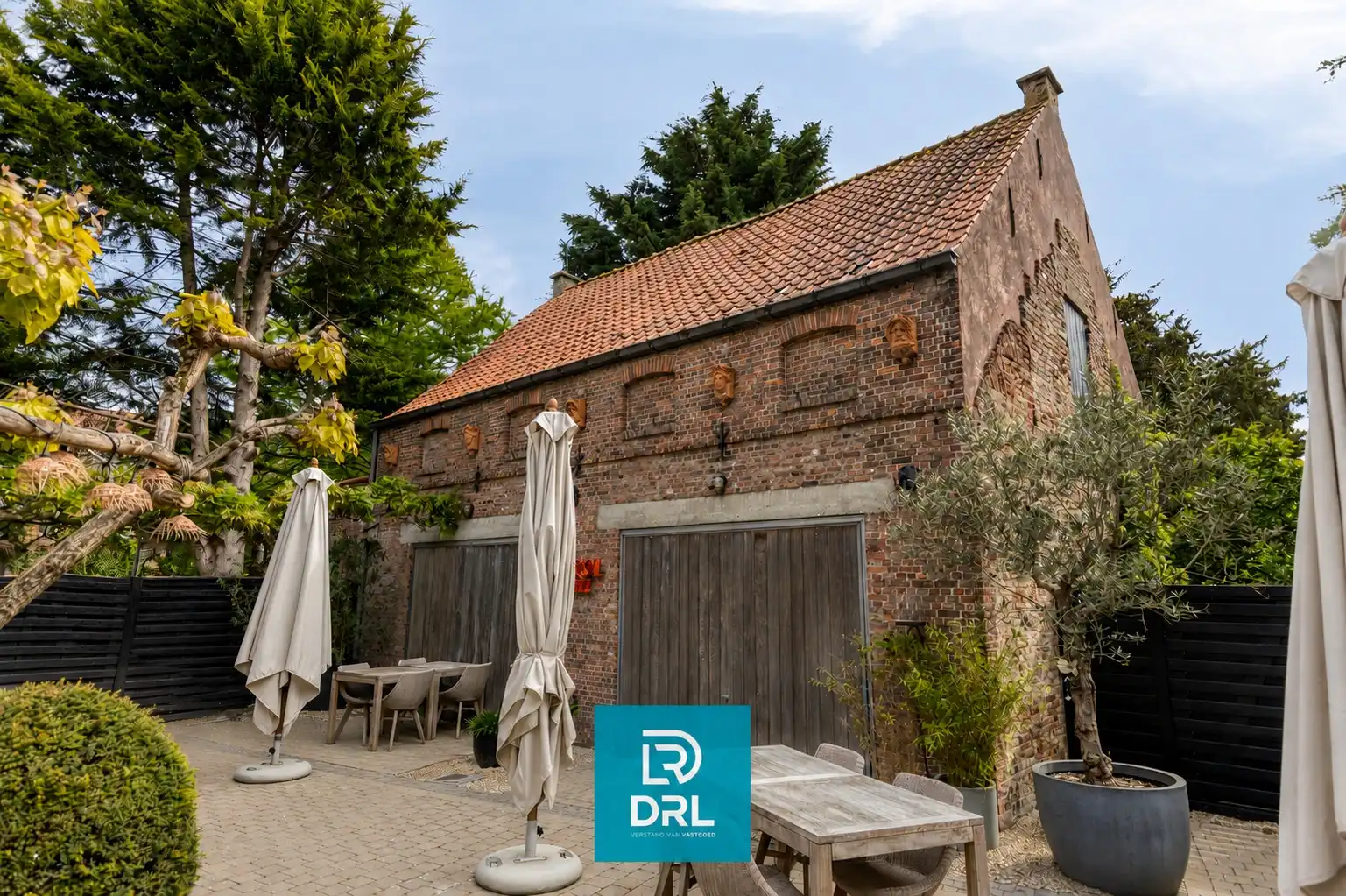 Restaurant met woonst over te nemen in het centrum van Maldegem foto 23