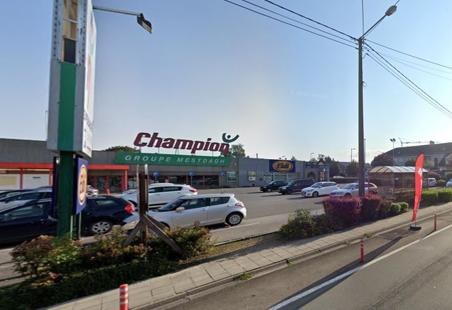 OPBRENGSTEIGENDOM NABIJ CARREFOUR, MULTIPHARMA, ... foto 3