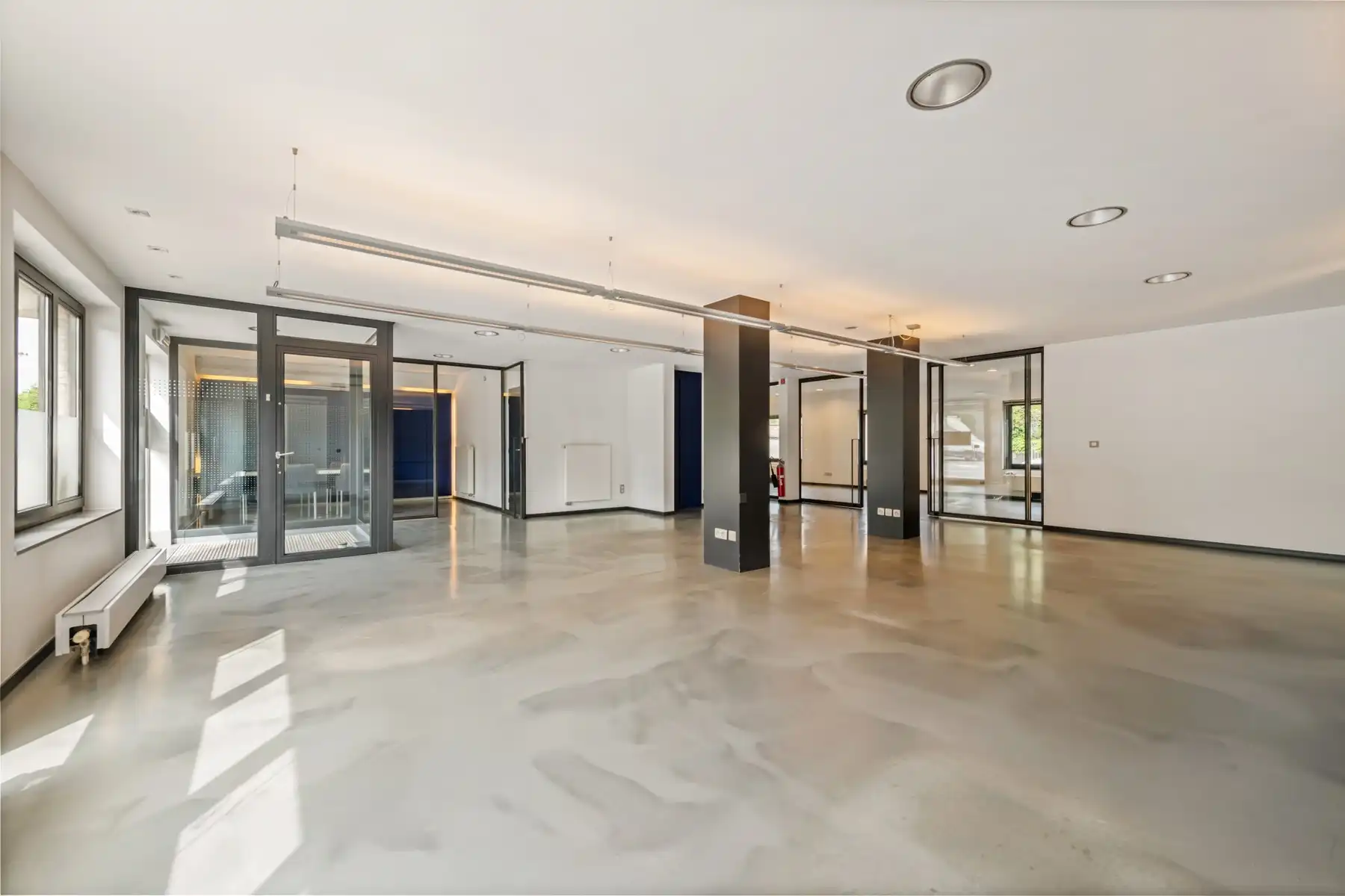 Strategische toplocatie voor uw onderneming. foto 3