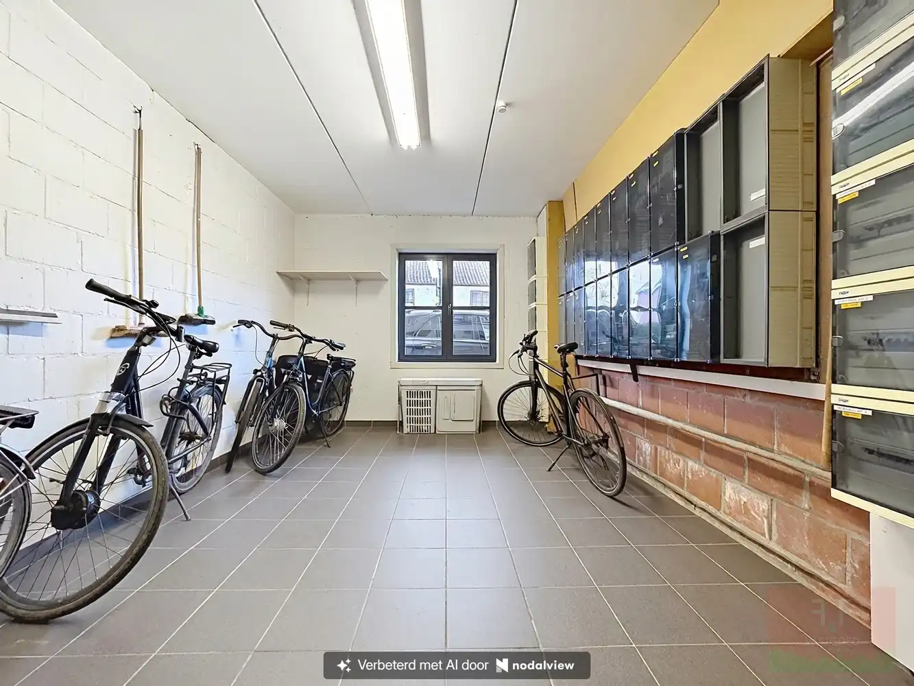 Lichtrijk, instapklaar appartement met privé-garage in het pittoreske Bavegem foto 14