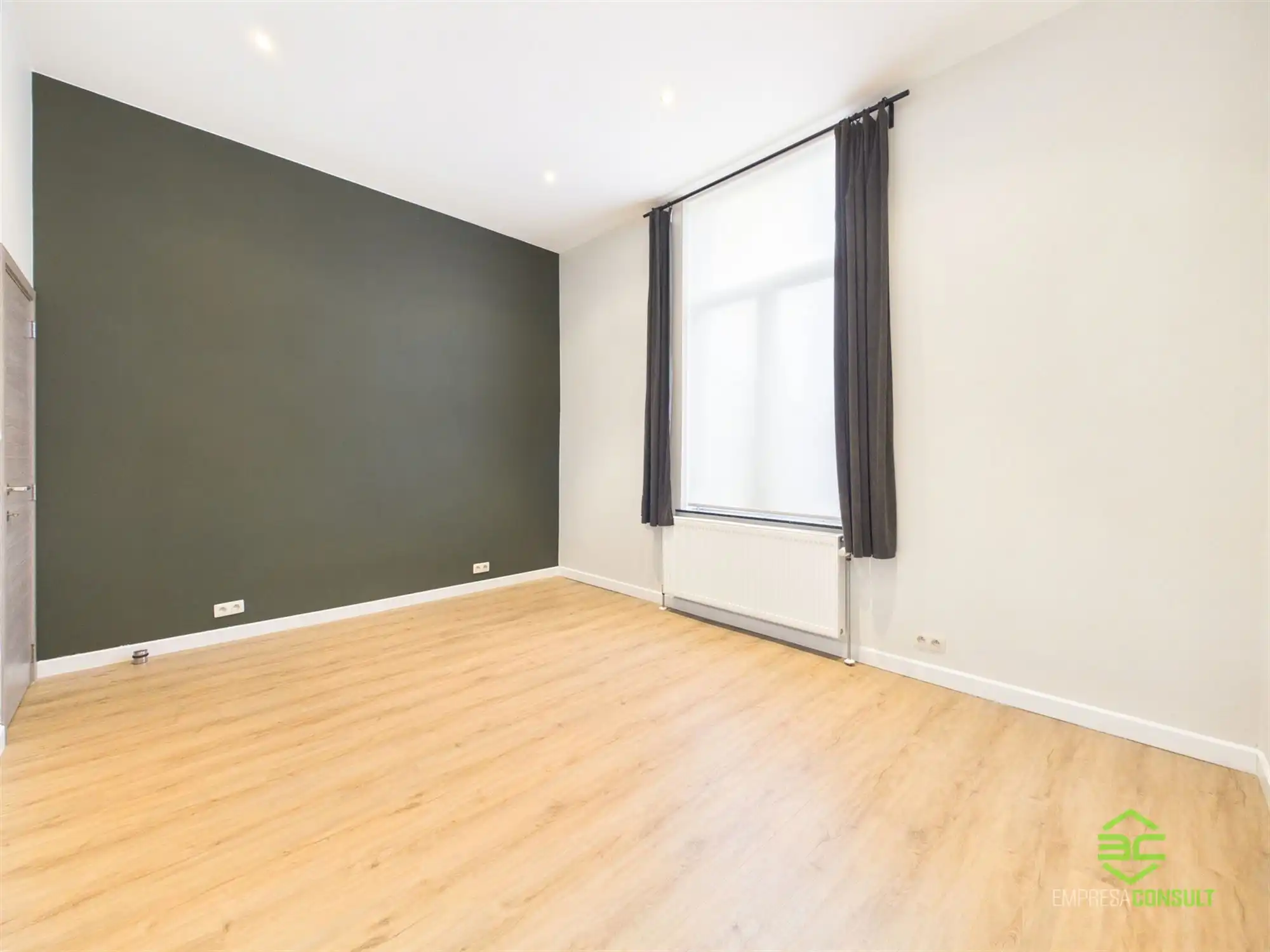 Gerenoveerde rijwoning met 3 slpk in het centrum! foto 13