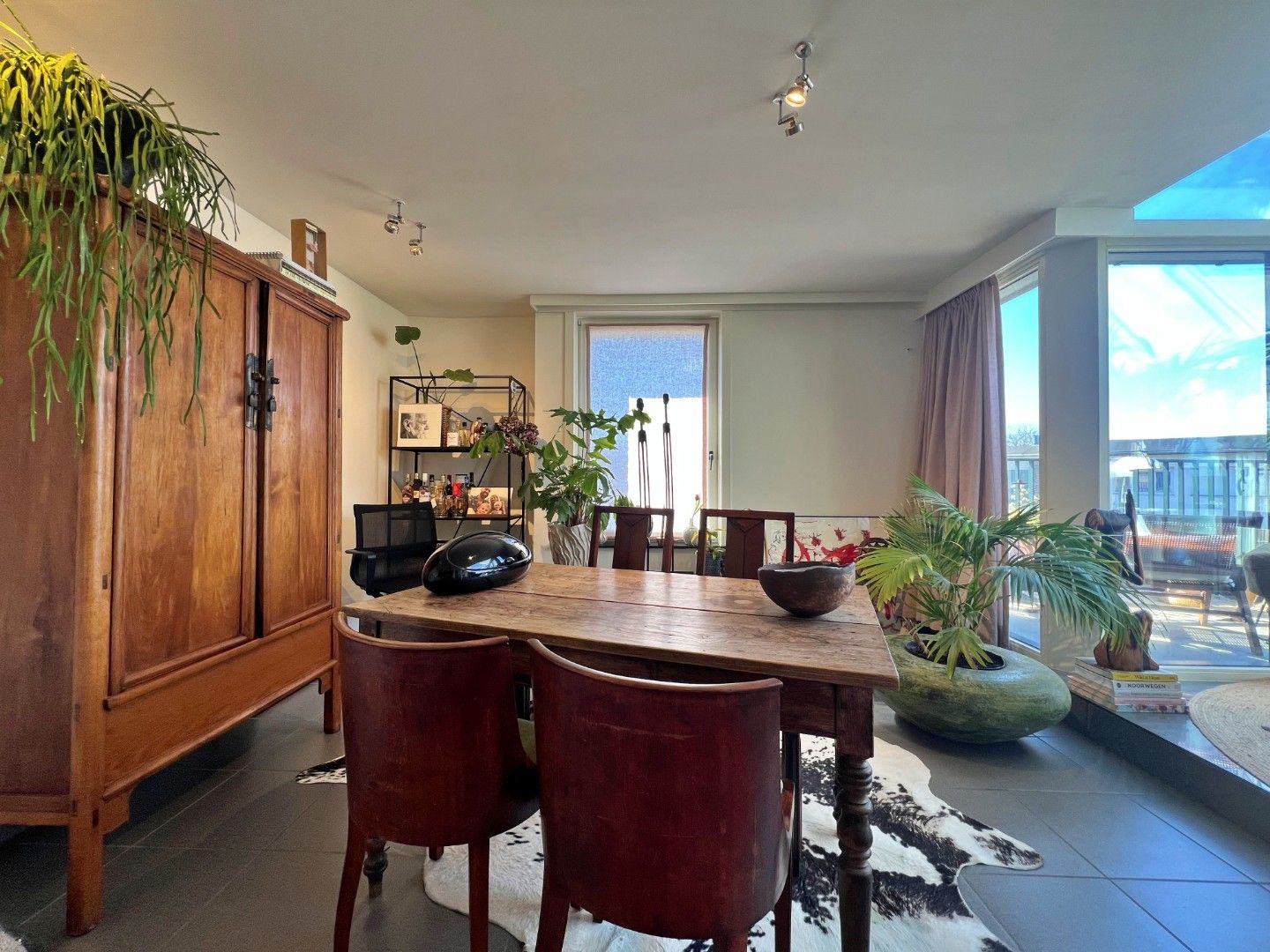 Ruim en lichtrijk 2 slaapkamer appartement te Belzele met garage foto 8
