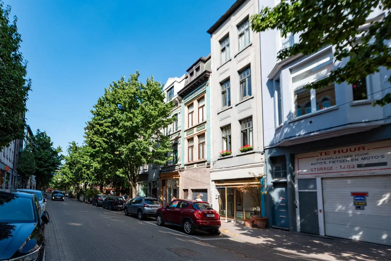 Karaktervolle te renoveren stadswoning in de Kloosterstraat foto 6