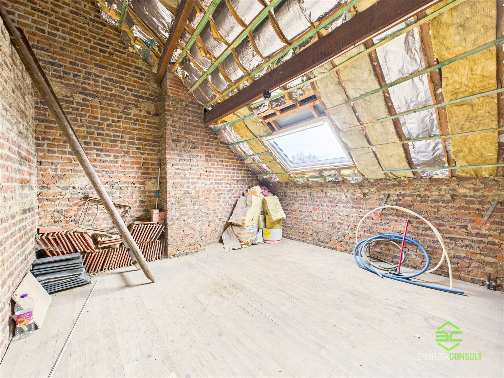 Ruime gezinswoning met 4 slpk in Ezemaal! foto 16