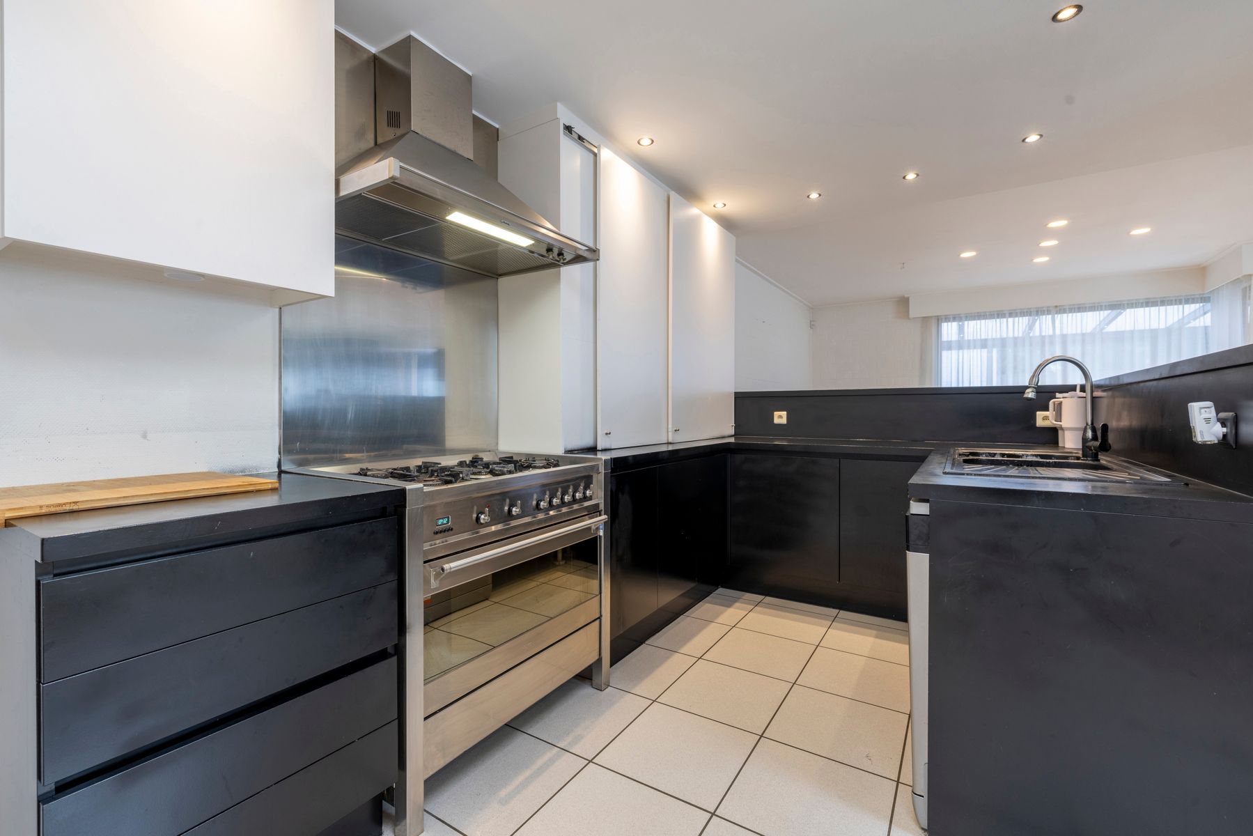 Woning met 3 slaapkamers, tuin en polyvalente ruimte te koop foto 11