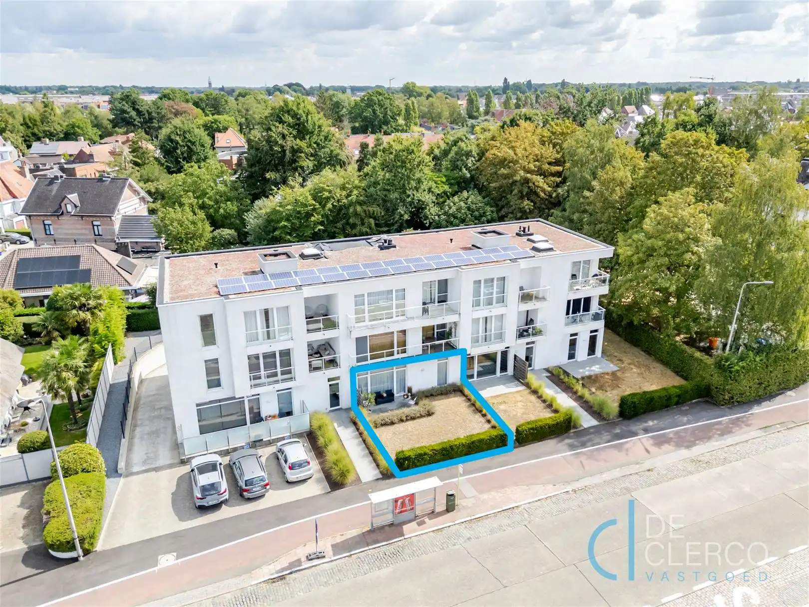 Modern, recent appartement te koop met garage in Gent! foto 17