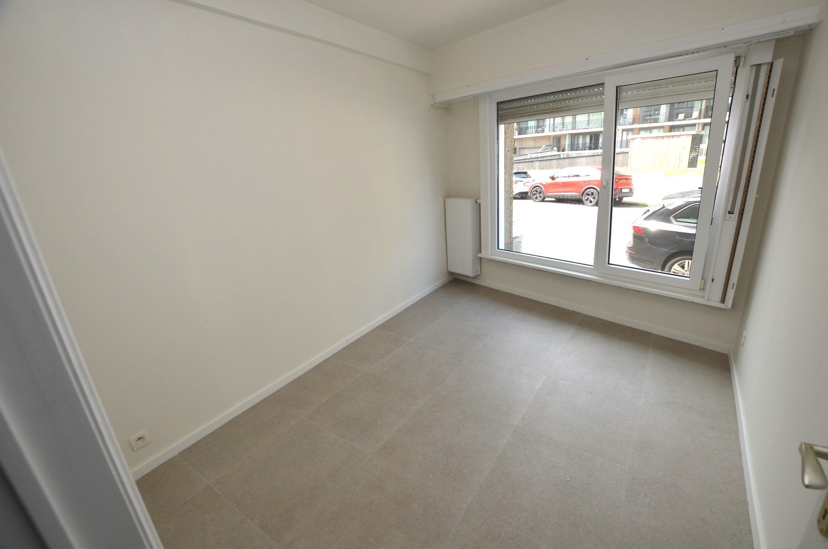 IN OPTIE !!!! Goed gelegen appartement met grote koer foto 9