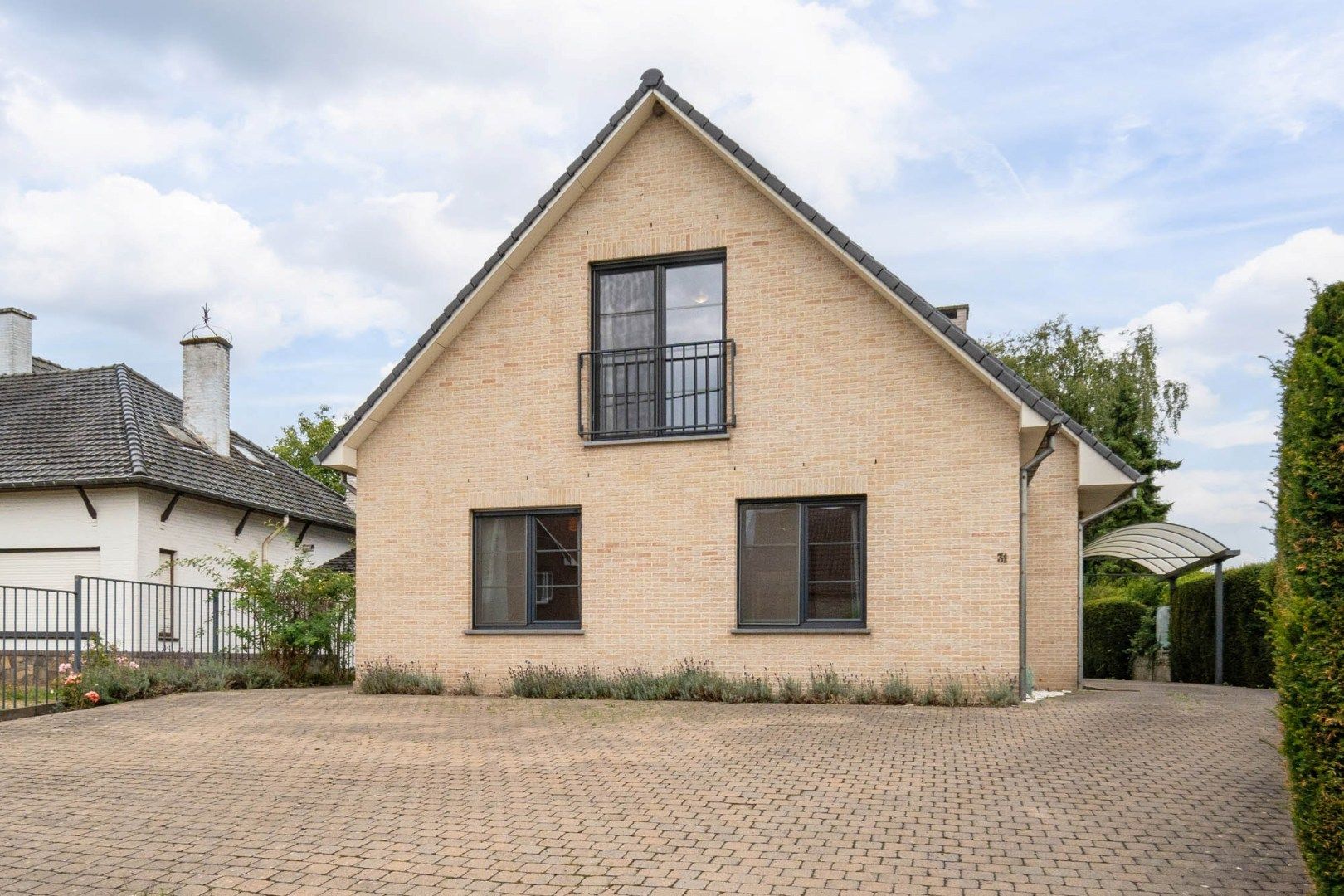 Huis te koop Kinrooiersteenweg 31 - - 3680 Neeroeteren