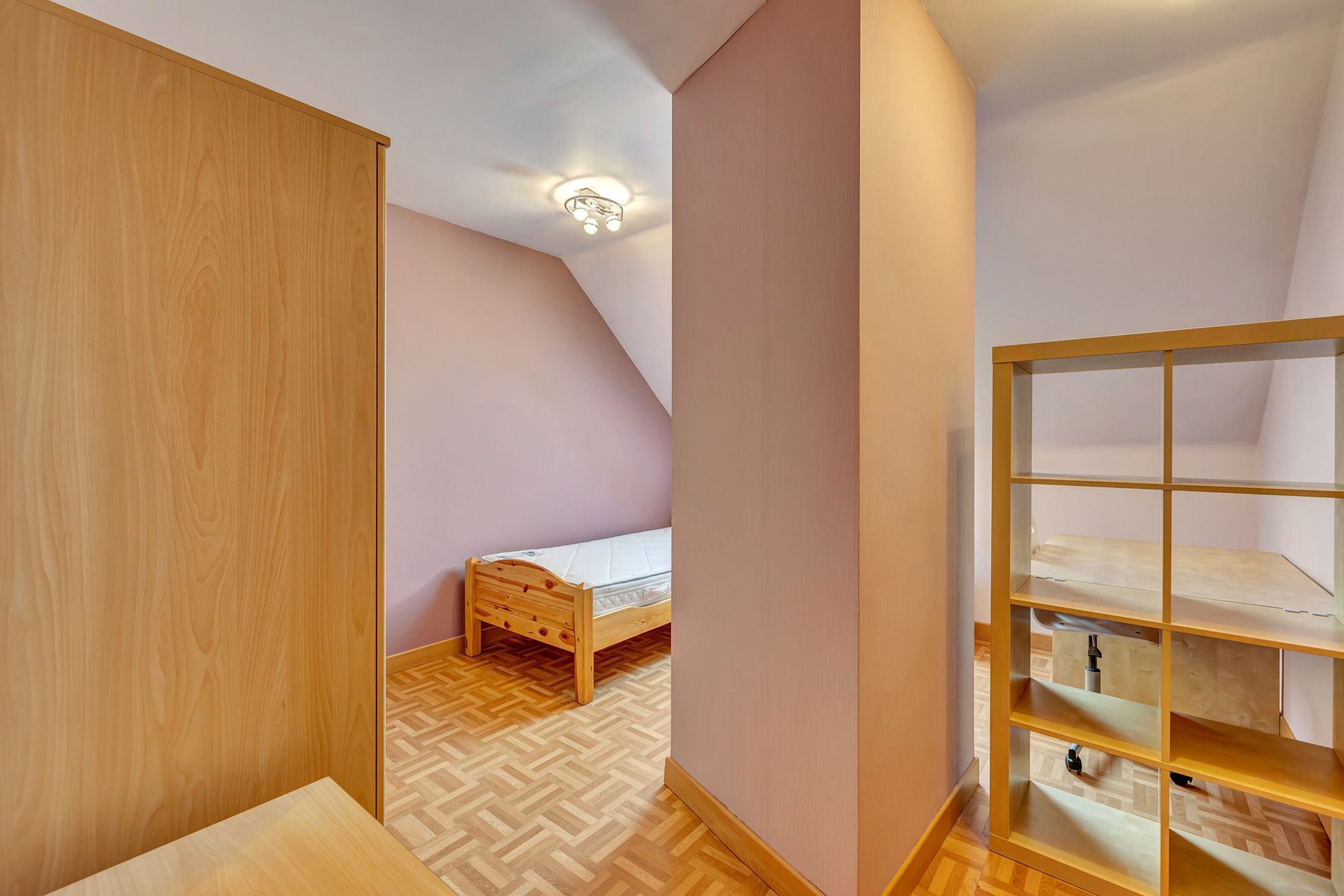 Gezellige, instapklare HOB met garage en tuin foto 29