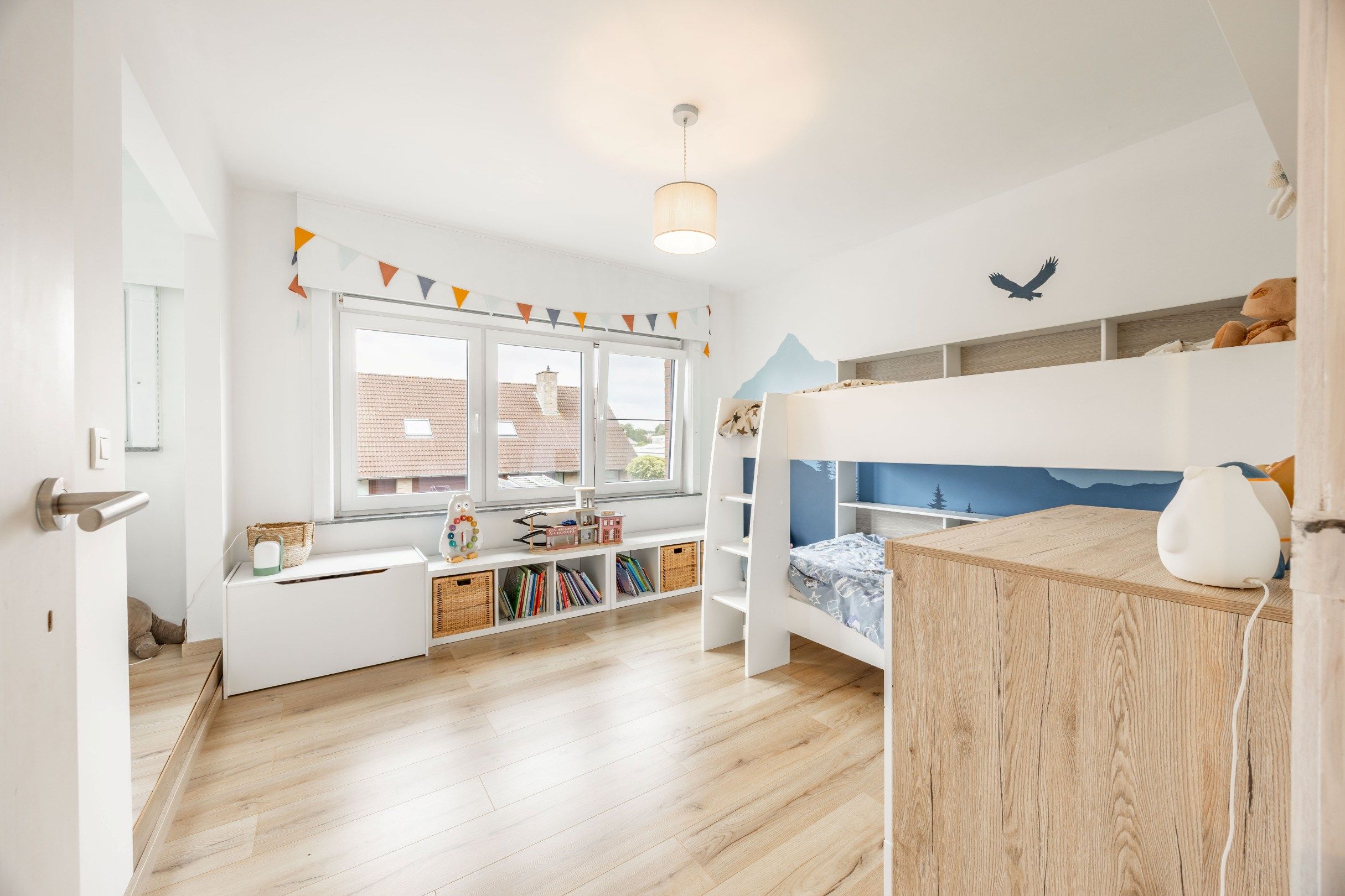 STIJLVOL GERENOVEERDE WONING foto 18