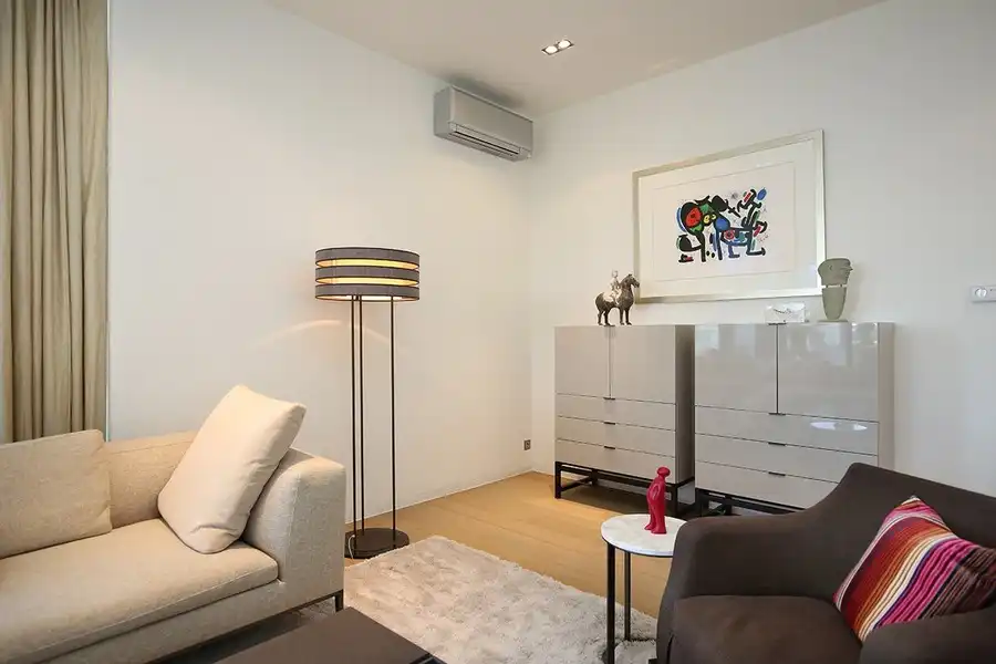 LUXUEUS AFGEWERKT, RIANT PENTHOUSE MET UITSTRALING EN ROYAAL ZONOVERGOTEN TERRAS van 167 m² foto 16