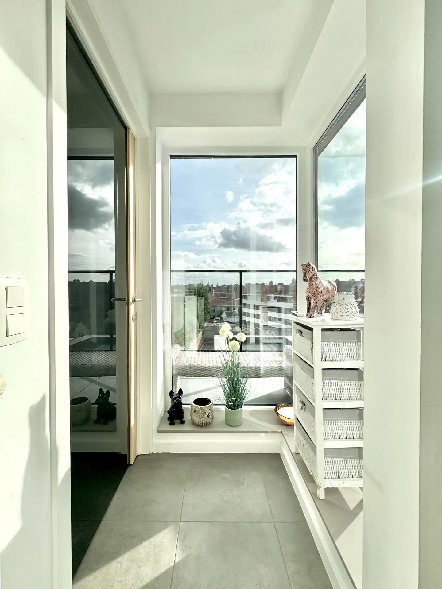 PENTHOUSE MET 2 TERASSEN & GROTE GARAGE foto 25