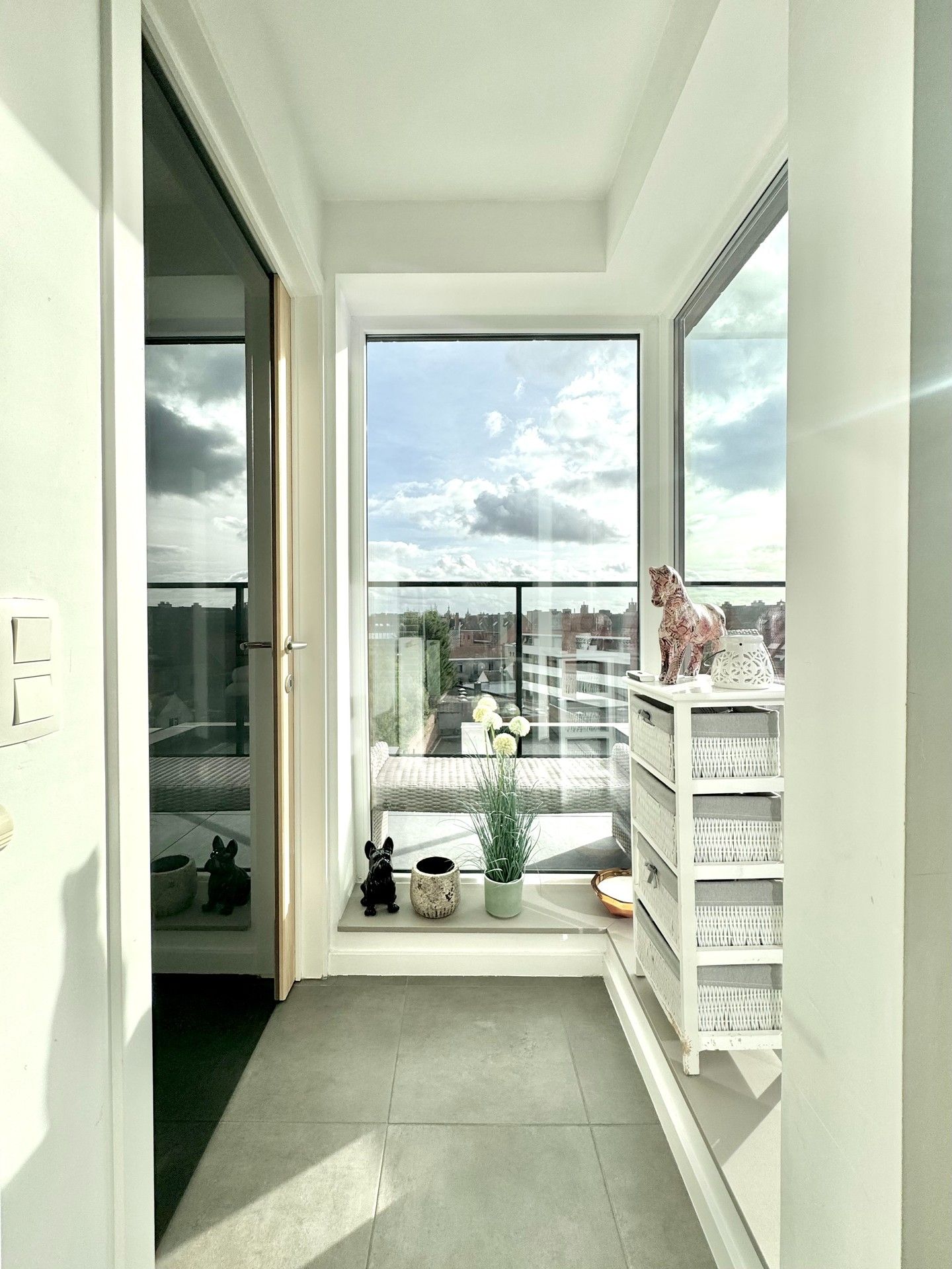 PENTHOUSE MET 2 TERASSEN & GROTE GARAGE foto 27