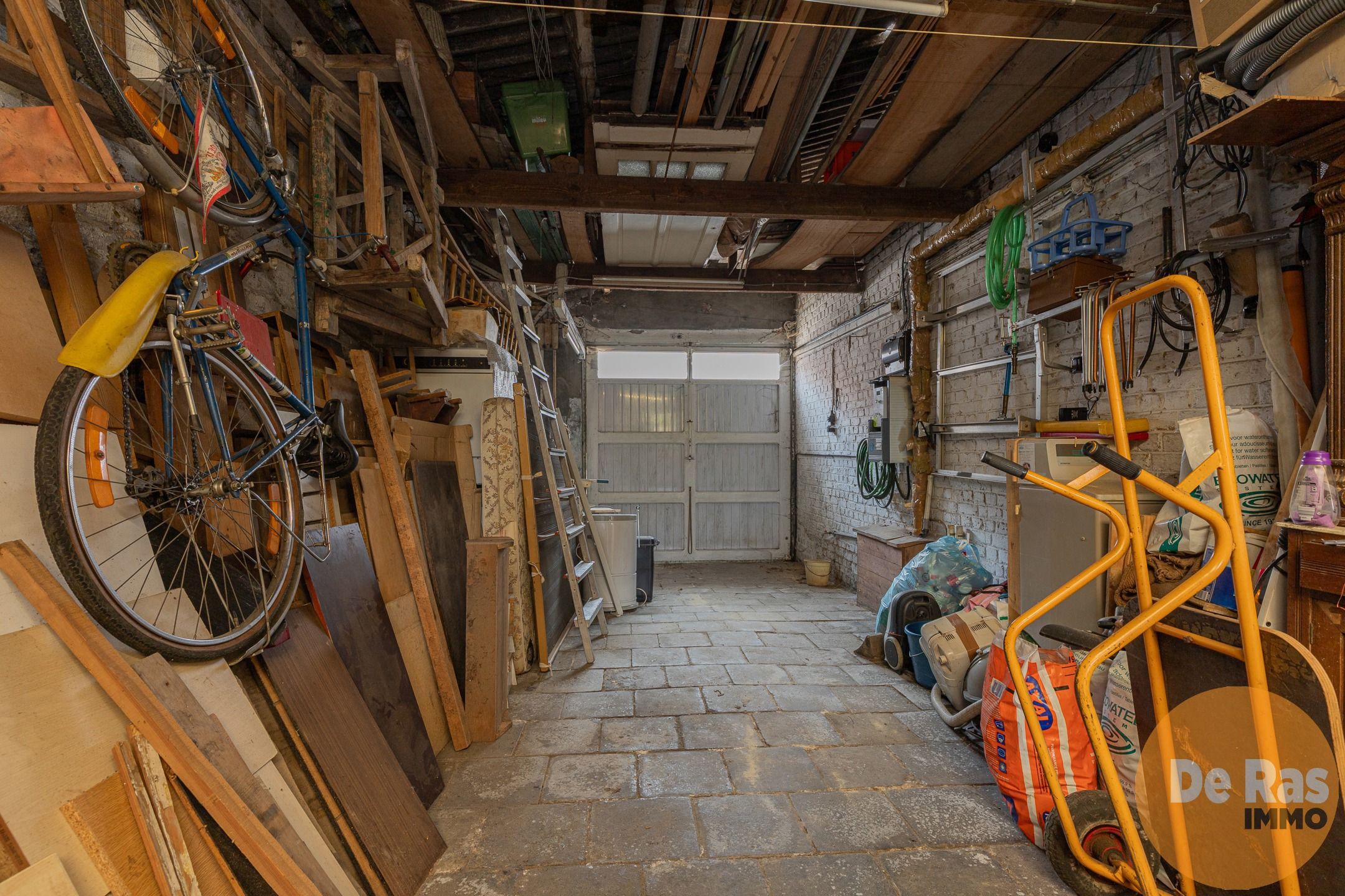 Lede - Op te frissen woning gelegen in het centrum foto 16