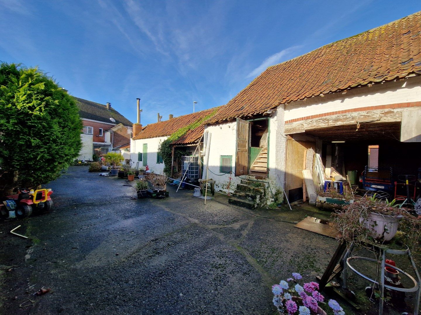 ROESBRUGGE - Ruime, statige woning voorzien van 5 slaapkamers en ruime bijgebouwen op een perceel van 844m². foto 22