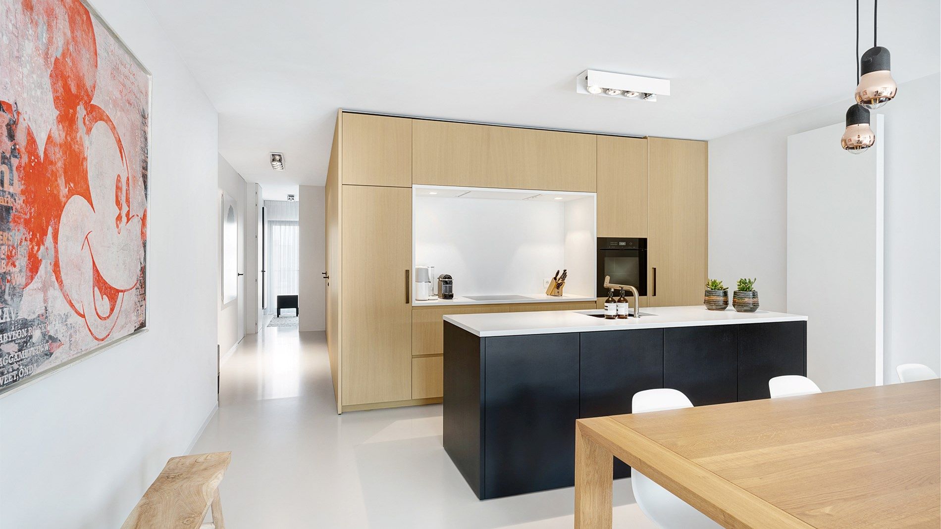 Uitzonderlijk luxueus afgewerkt appartement met zonnige terrassen, gelegen vlakbij de winkels van de Lippenslaan.  foto 10