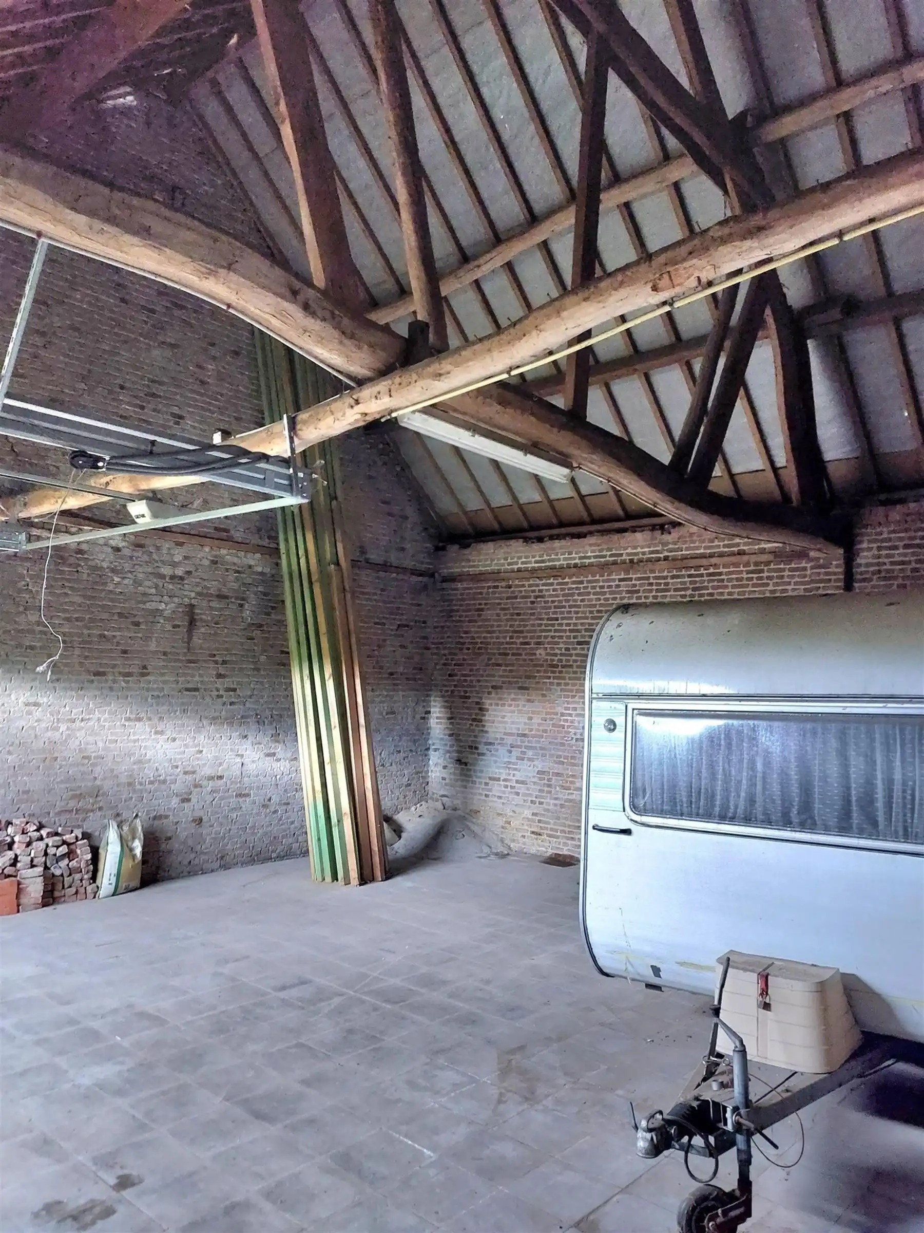 TE RENOVEREN HOEVE OP 8 ARE 78 CA foto 3