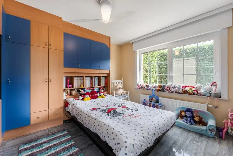 Uitzonderlijke villa-landhuis met bijgebouwen op een prachtig domein. foto 14