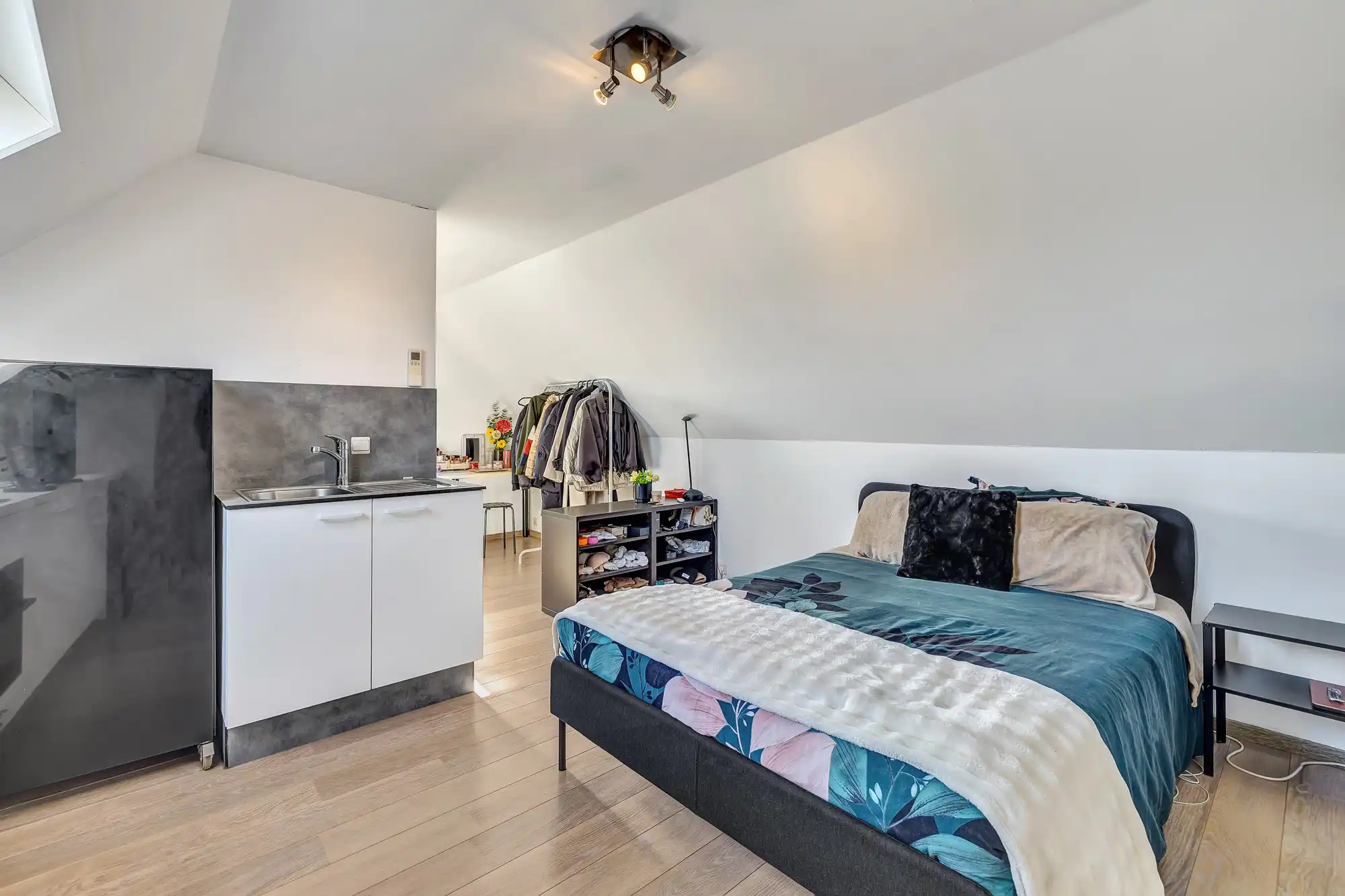 Opbrengsteigendom te koop in Vlezenbeek! foto 24