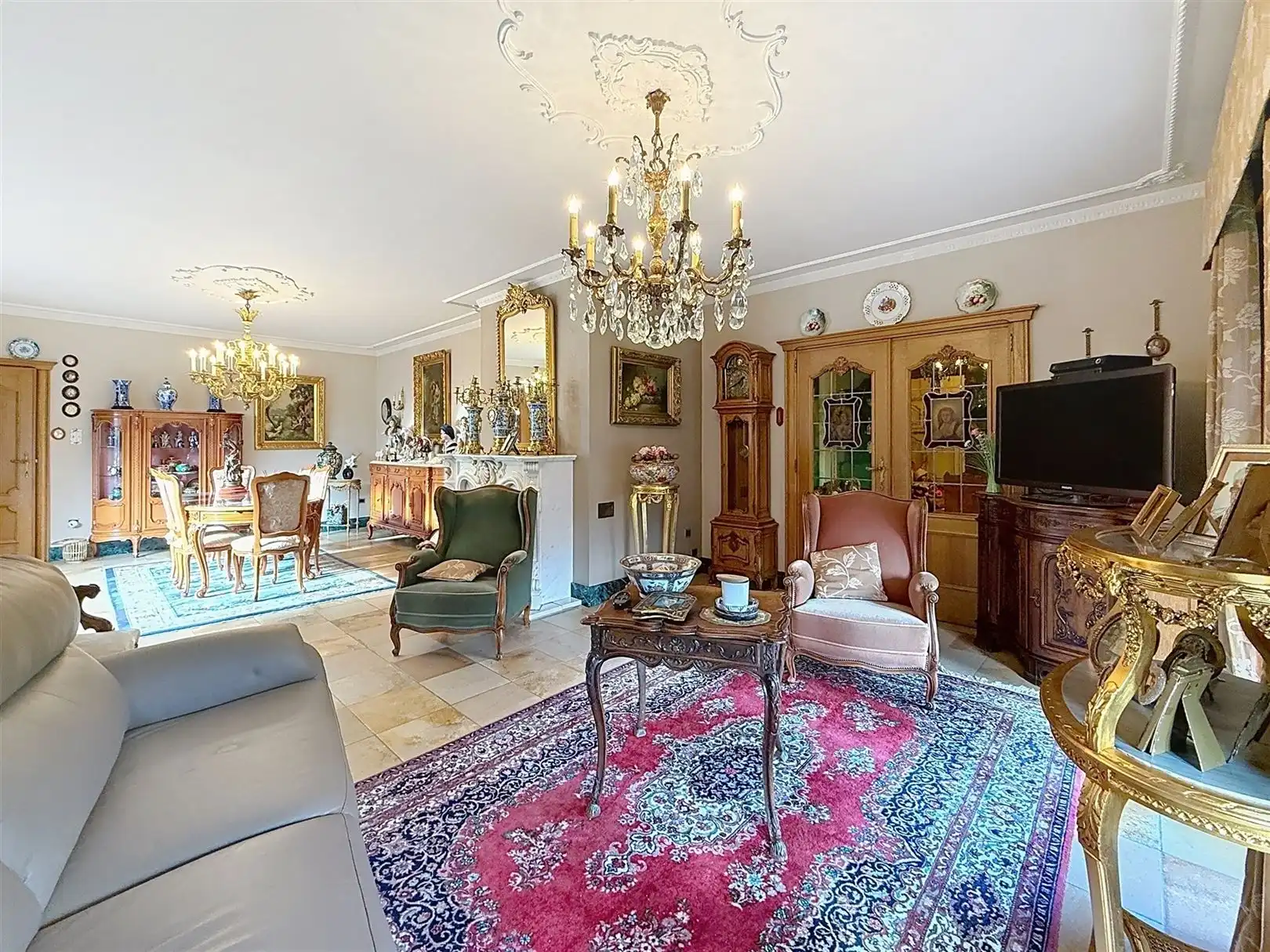 Op te frissen villa, 3/4 slpks + zolder, tuin en garages foto 12