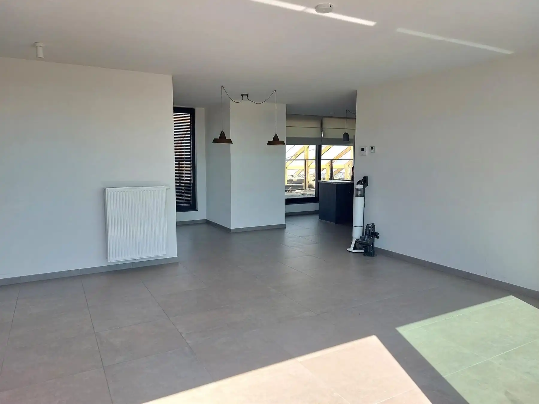 INSTAPKLAAR APPARTEMENT INCLUSIEF ONDERGRONDSE STAANPLAATS foto 5