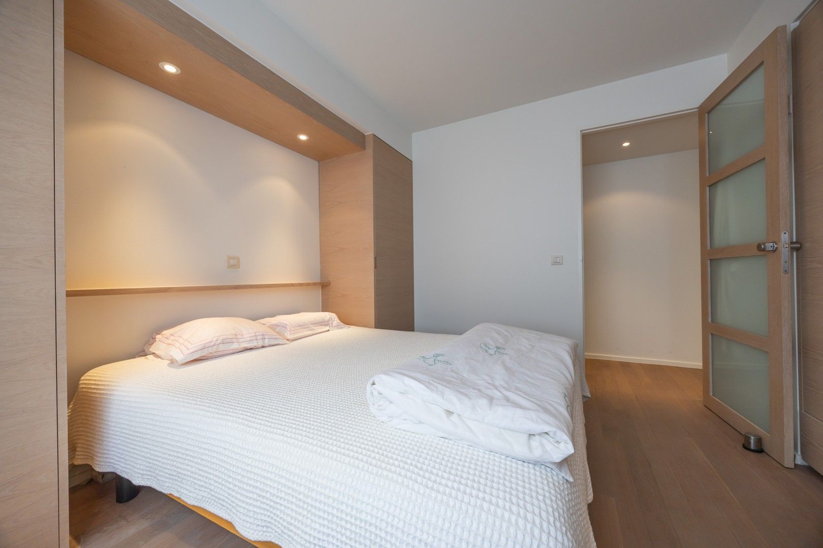 WESTHILL 05.01 foto 9