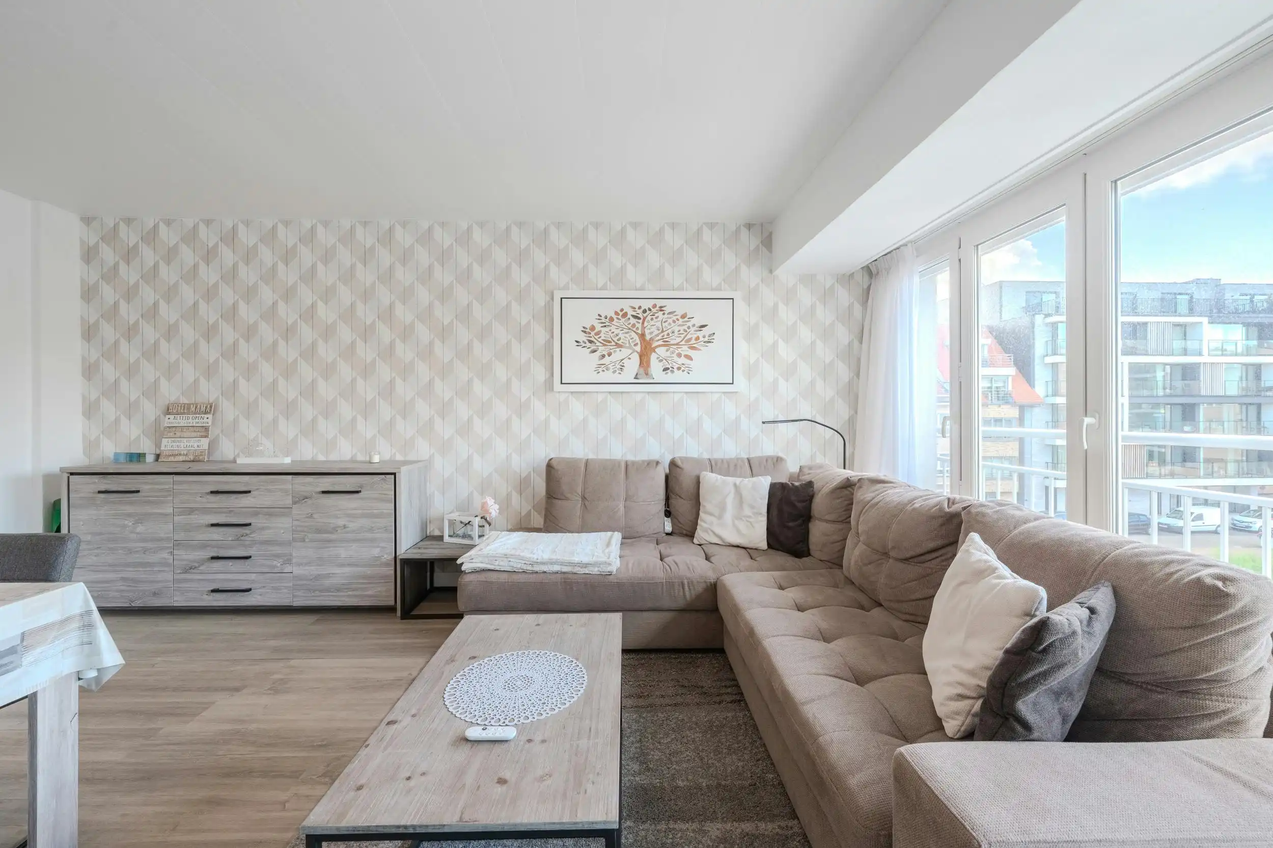Gerenoveerd 2 slaapkamer appartement vlakbij de Zeedijk! foto 12