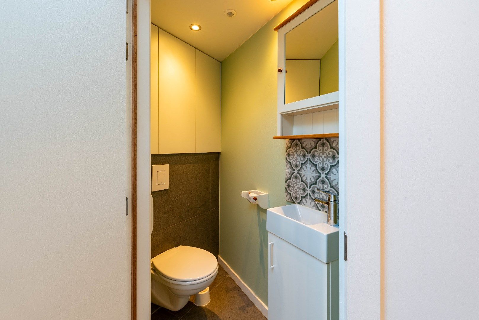 Gerenoveerde woning met twee slaapkamers foto 10