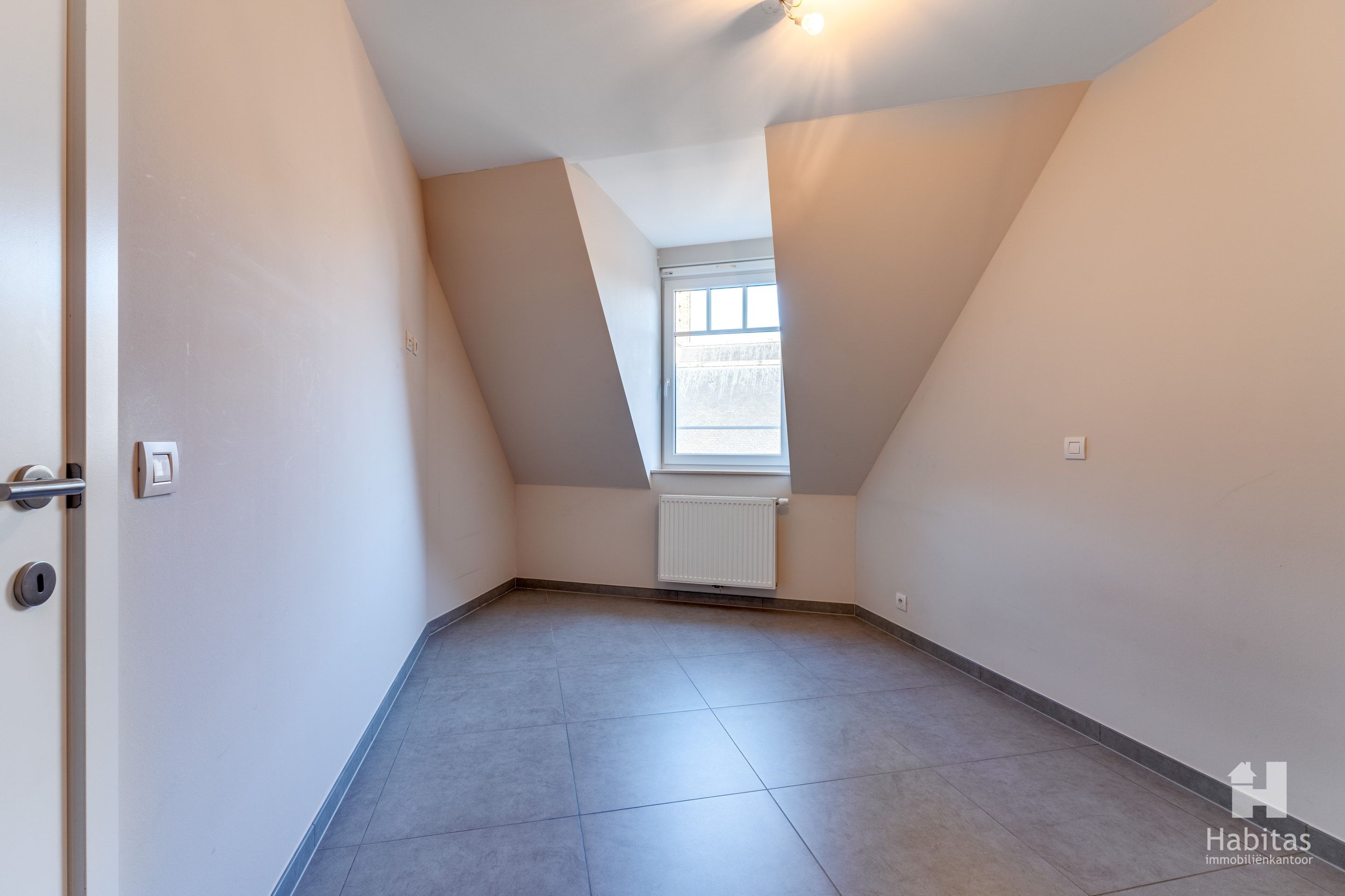 Prachtappartement met aangenaam weids en open uitzicht foto 6