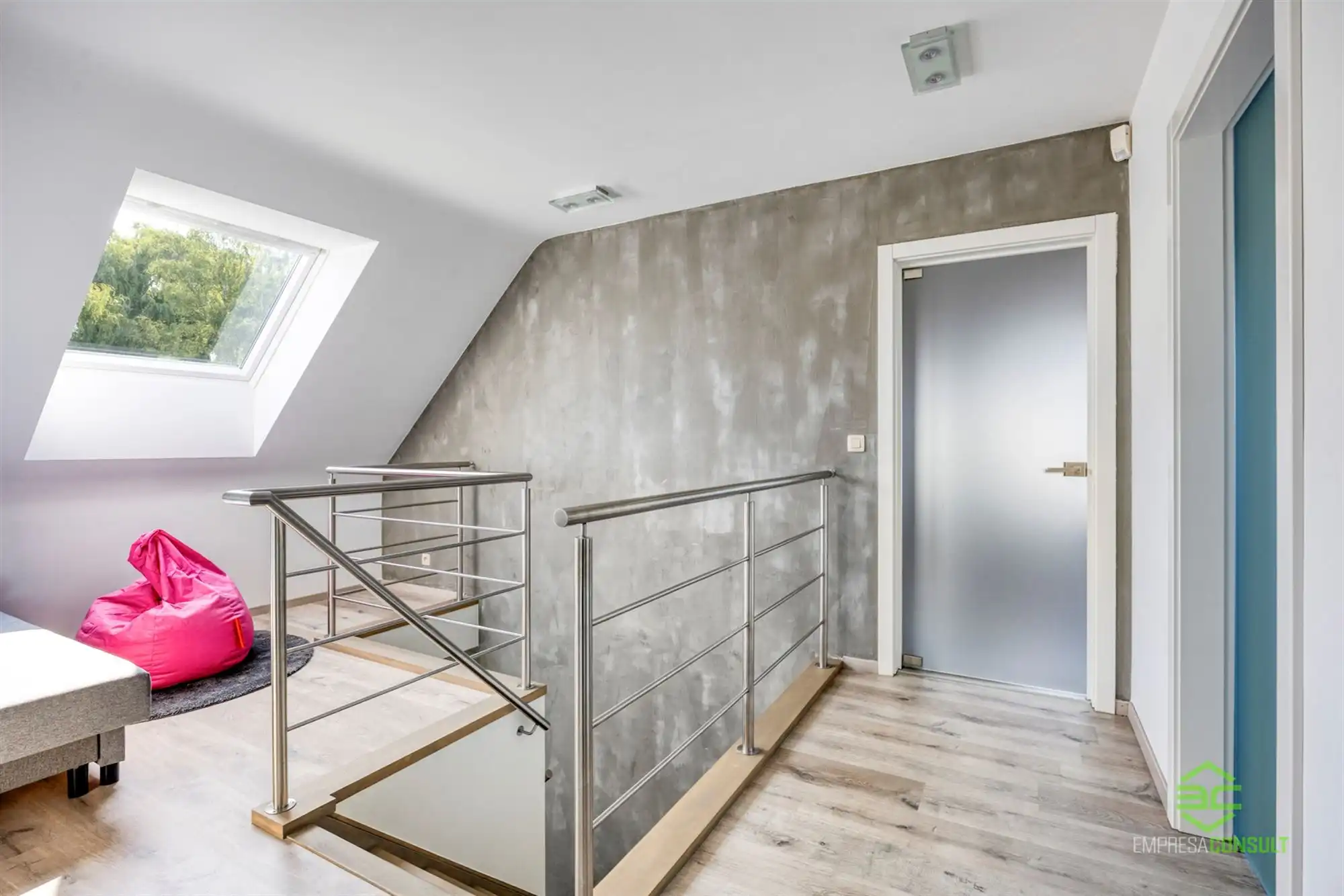 Instapklare woning met aparte garage en werkplaats van 150m² in Schulen! foto 16