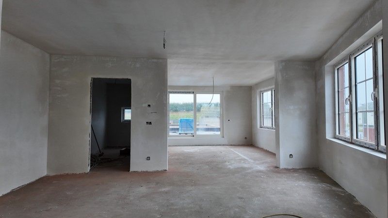 VOLLEDIG GERENOVEERDE DUPLEX VAN 120M2 MET 3SLPKS - LANAKEN foto 6