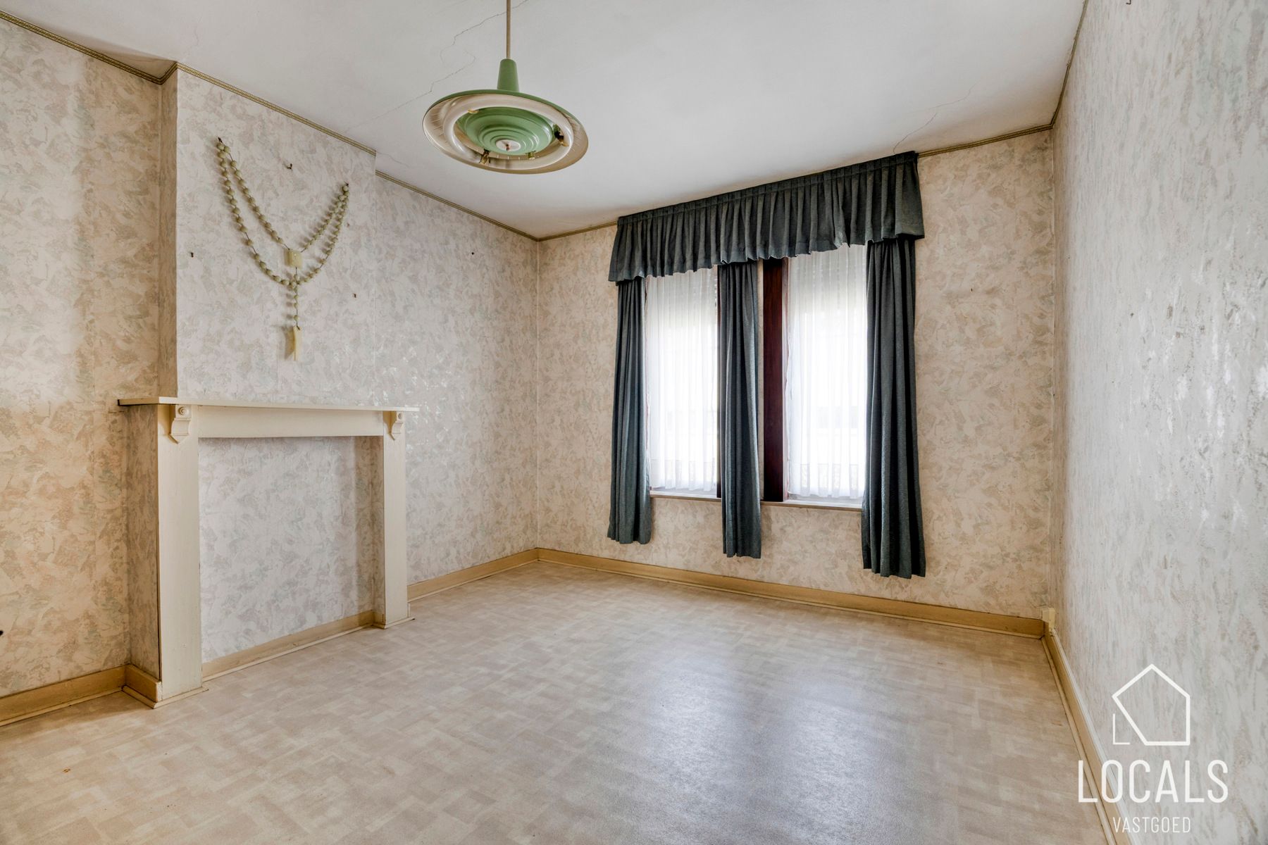 Te renoveren woning met potentieel nabij station Denderleeuw foto 14