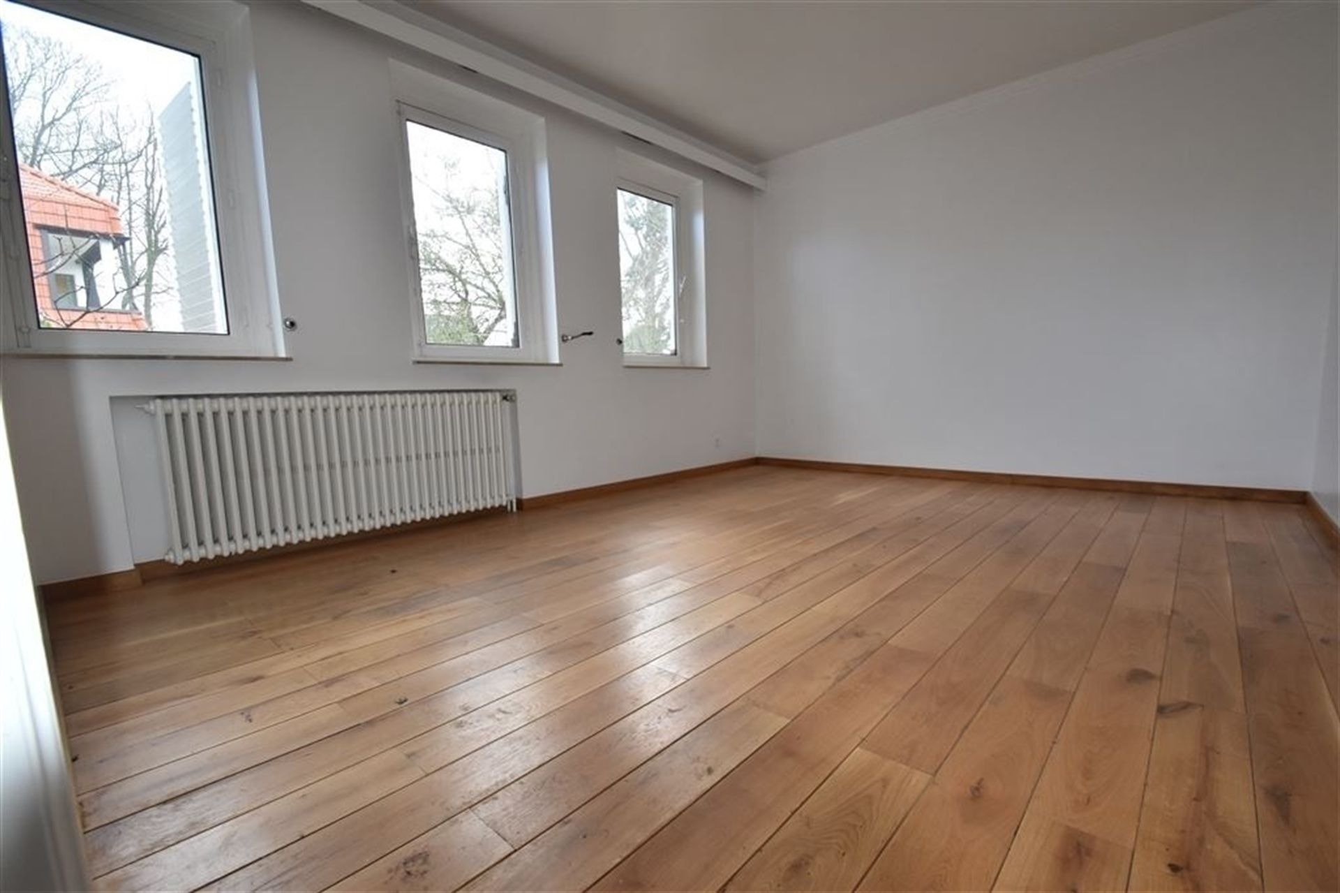 Villa met 5 slaapkamers en ruime tuin gelegen in een rustige buurt foto 12