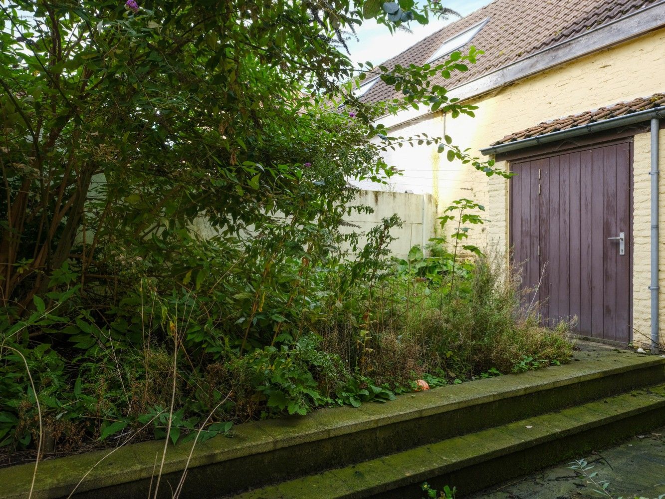 Te renoveren woning in hartje Brugge – Jouw kans om een stukje geschiedenis te bezitten! foto 9