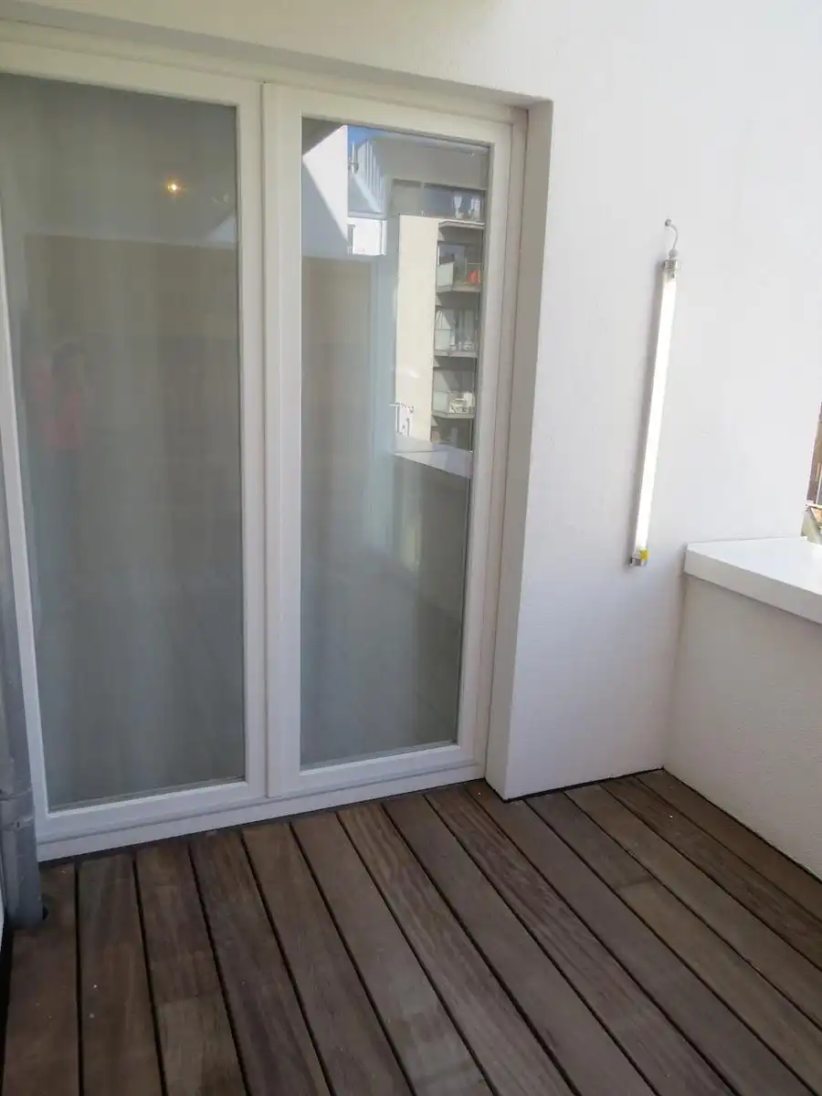 Mooi gemeubeld App. 2Kamers + groot terras! (Europese wijk)  foto 3