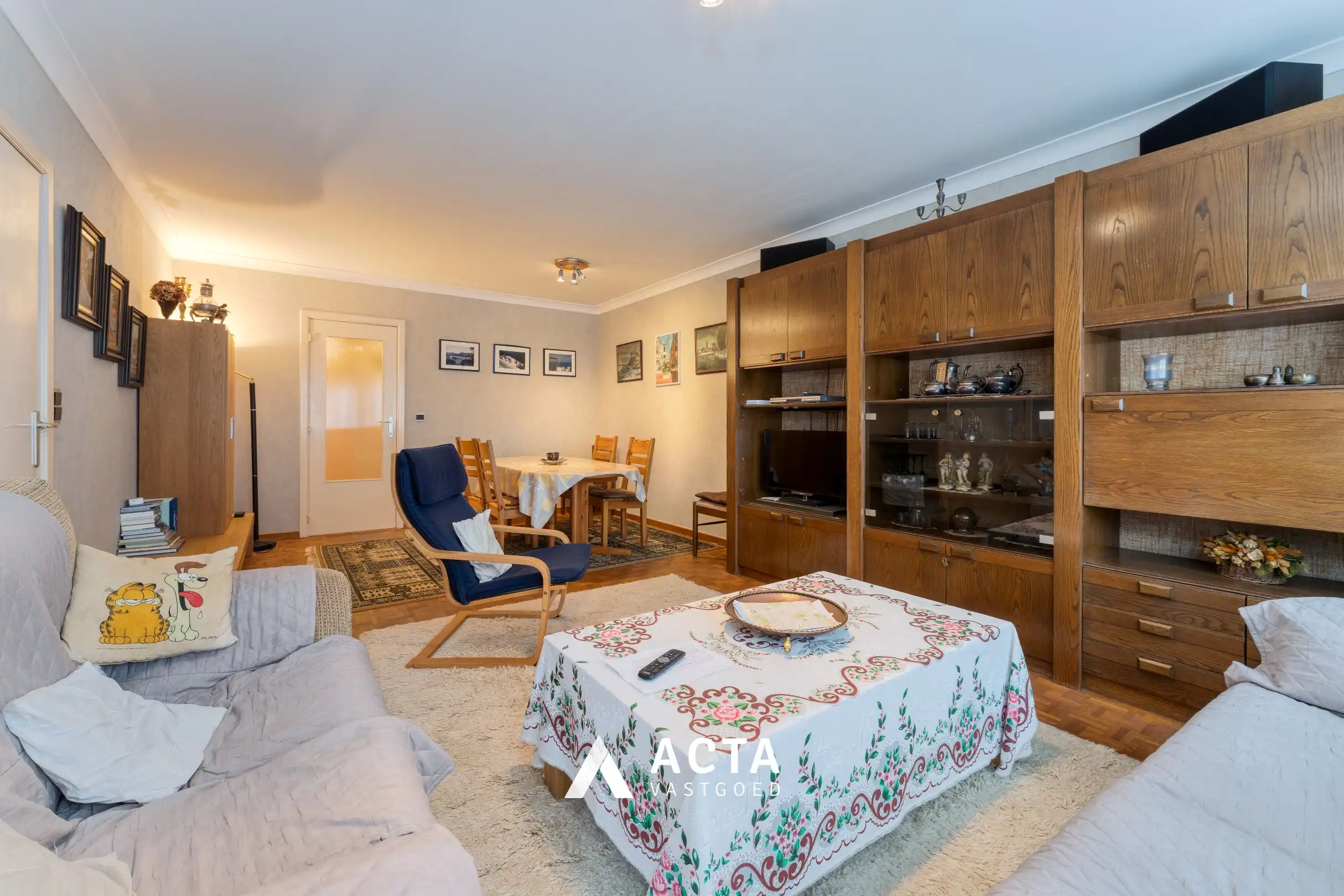 Centraal gelegen appartement met twee slaapkamers nabij zeedijk foto 3